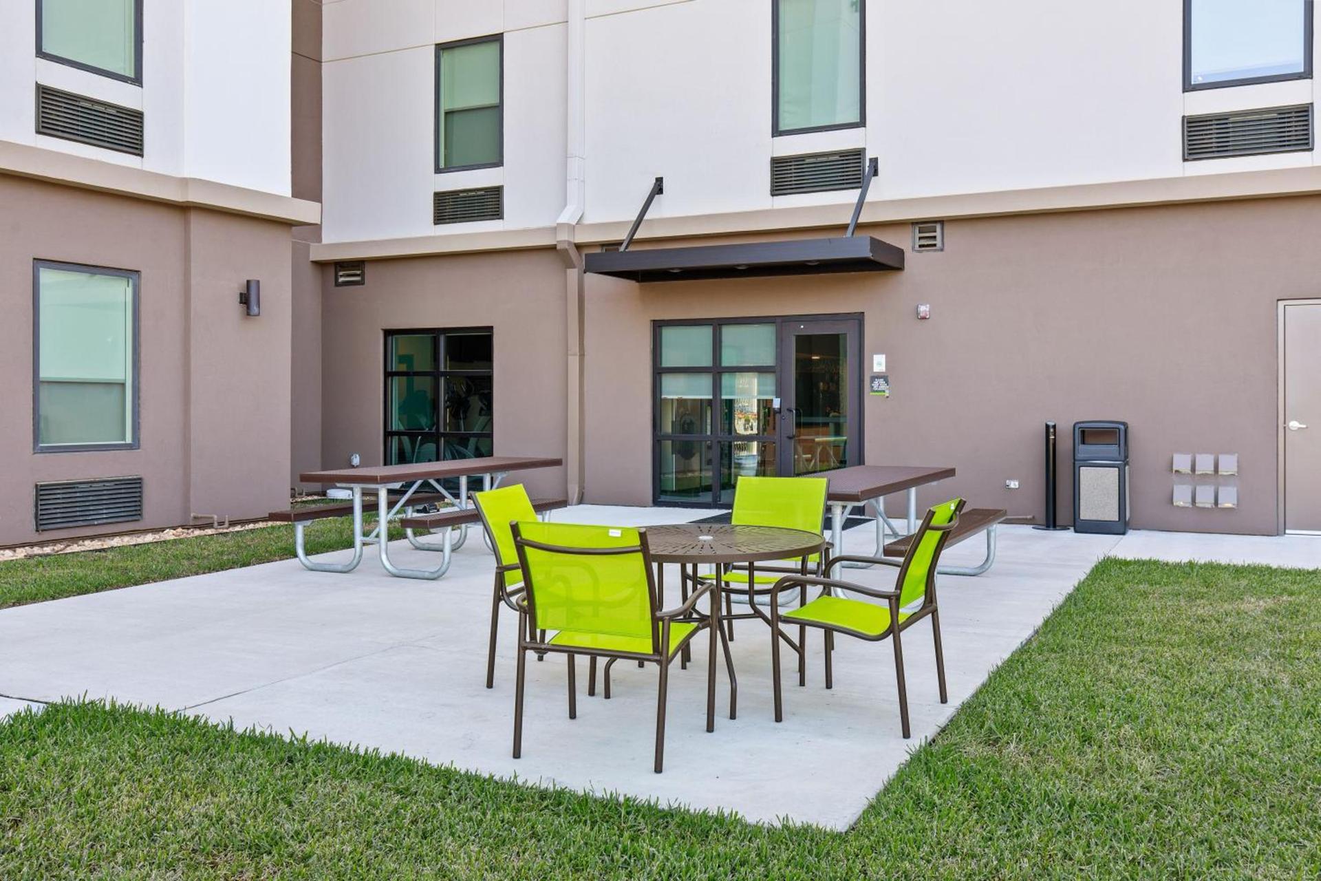 Extended Stay America Premier Suites - Tampa - Fairgrounds - Casino photo 51