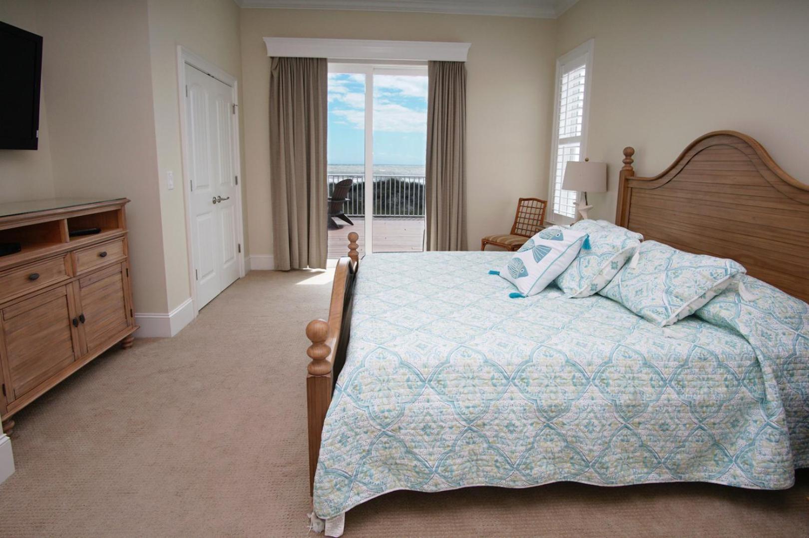 Beach House photo 6