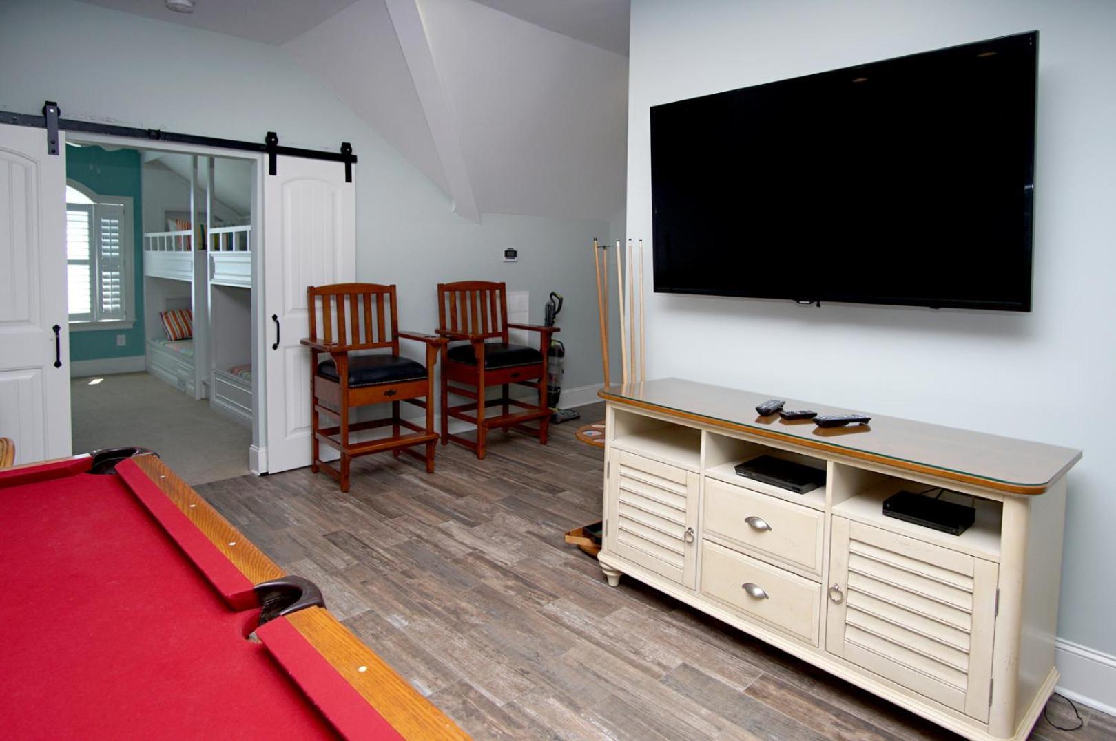 Beach House photo 19