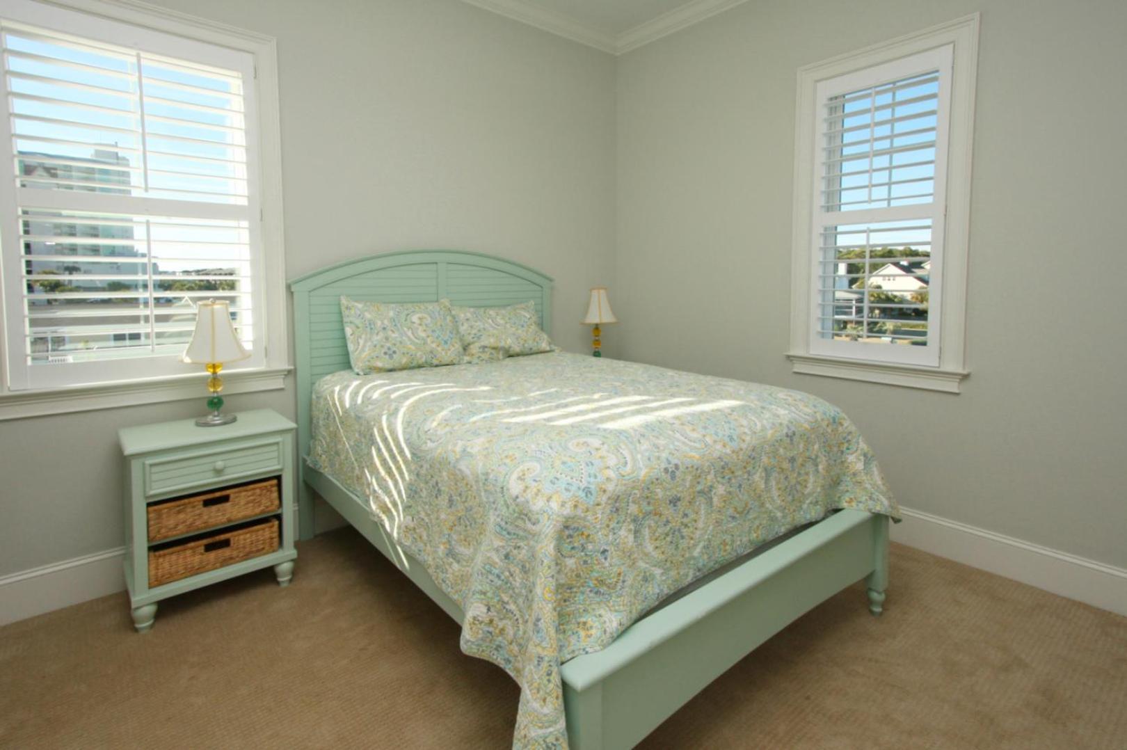 Beach House photo 27