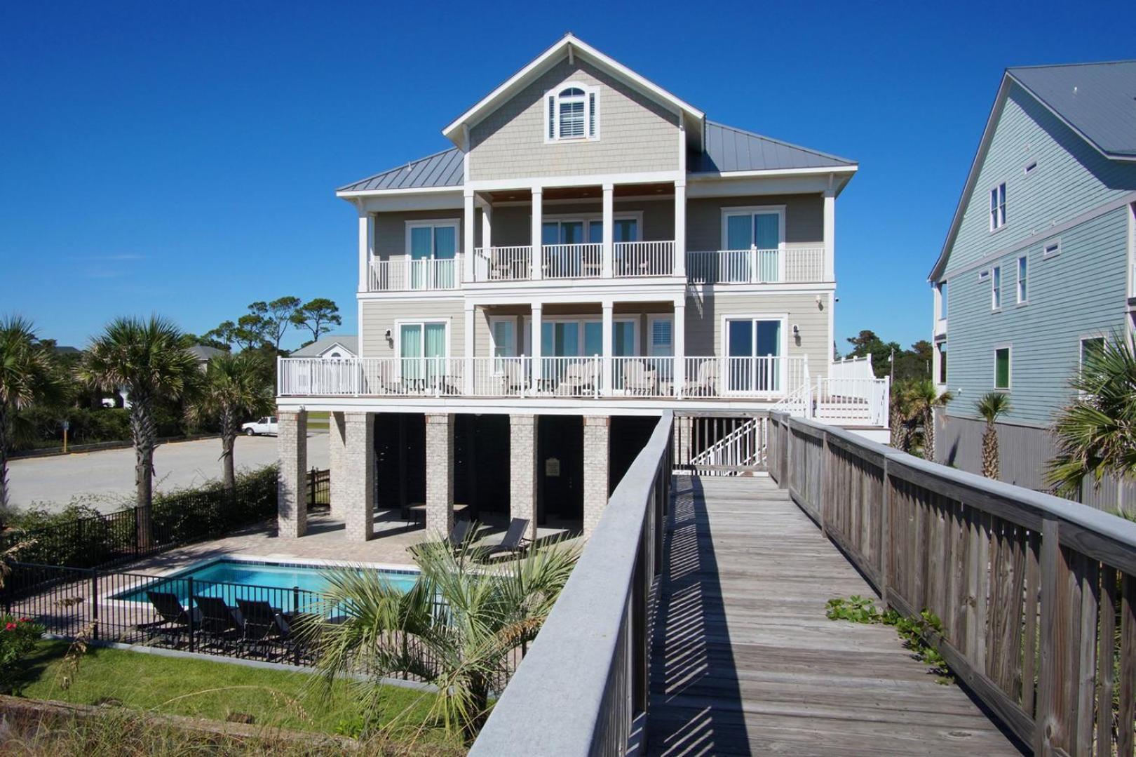 Beach House photo 33