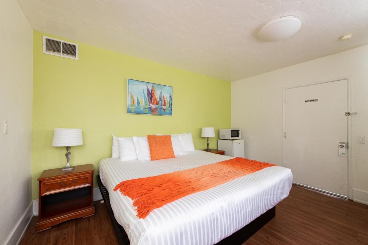 The Patriots Boutique Motel photo 22