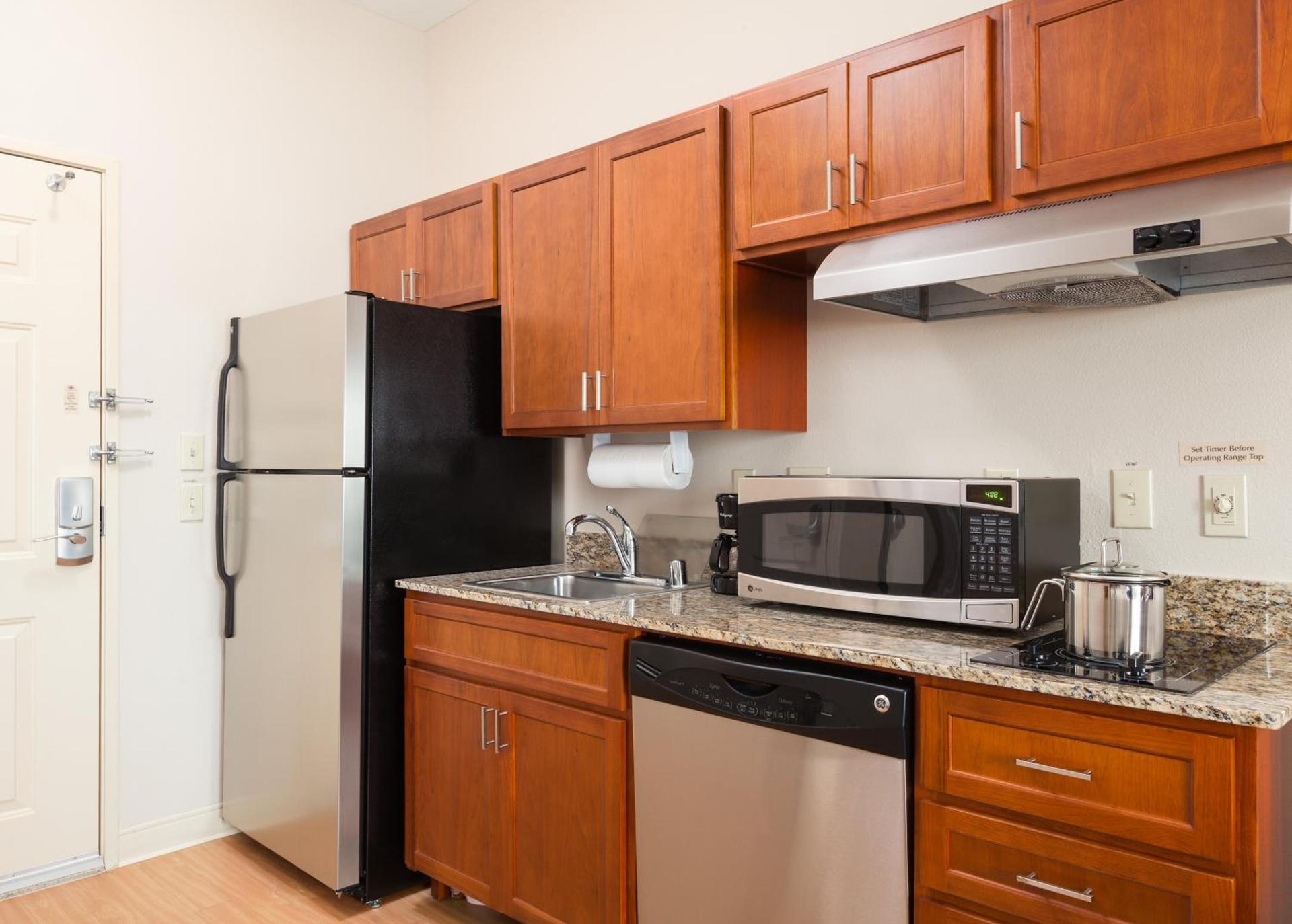 Candlewood Suites El Paso by IHG photo 34