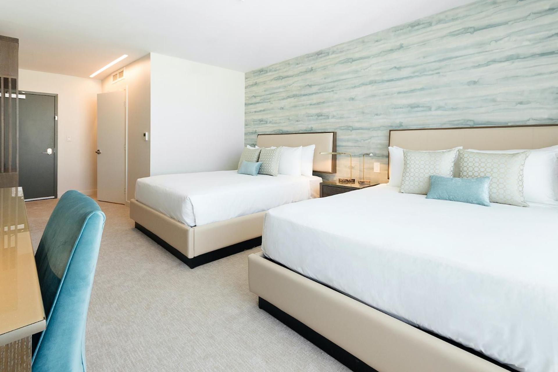 Iberostar Waves Miami Beach photo 27