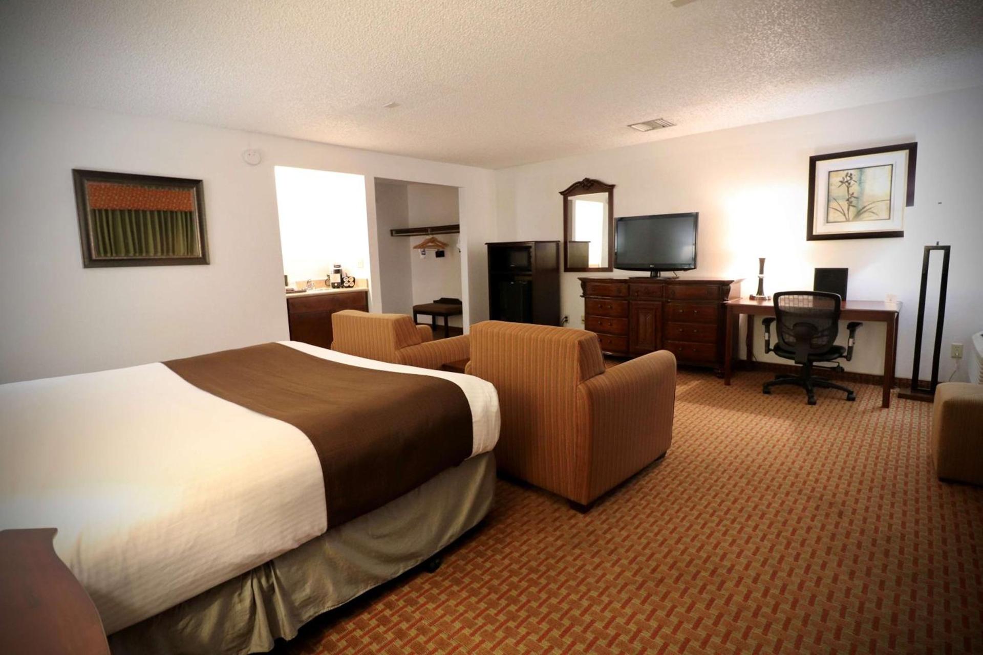 Best Western Chieftain Inn photo 6