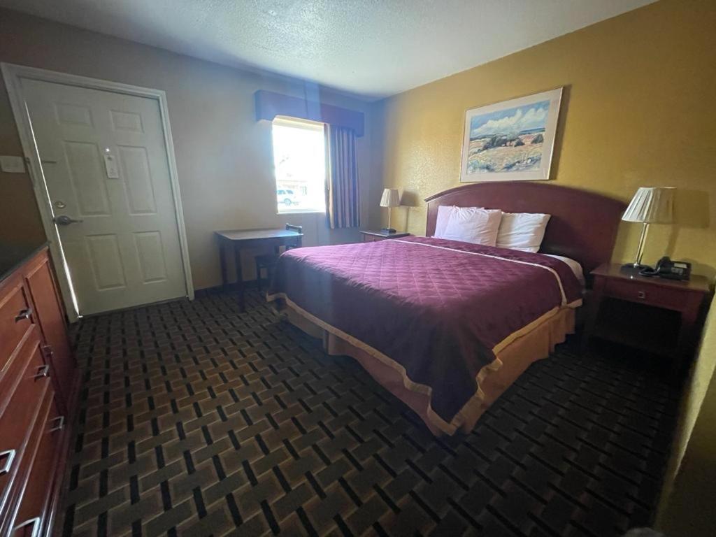 Budget Inn photo 11
