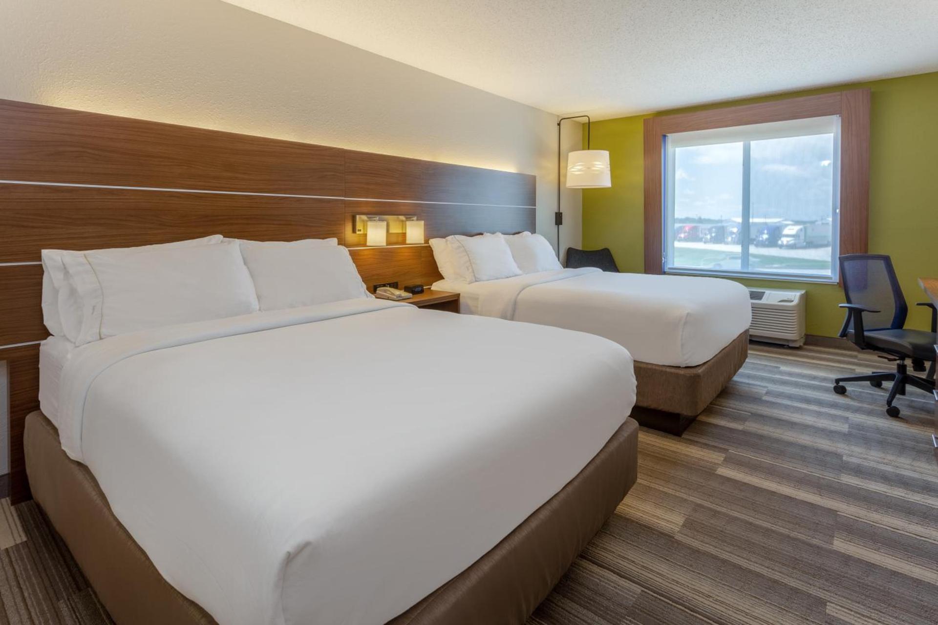 Holiday Inn Express & Suites St. Louis - Chesterfield by IHG photo 6