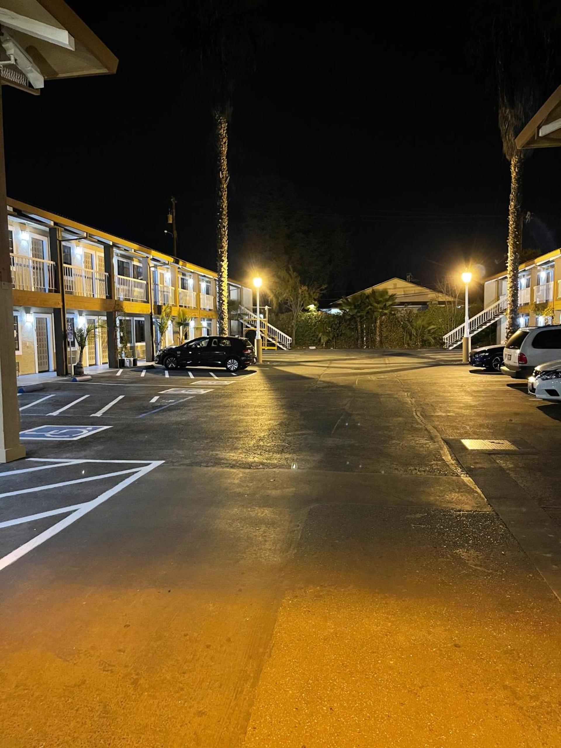 SureStay Plus Hotel by Best Western Mountain View photo 27