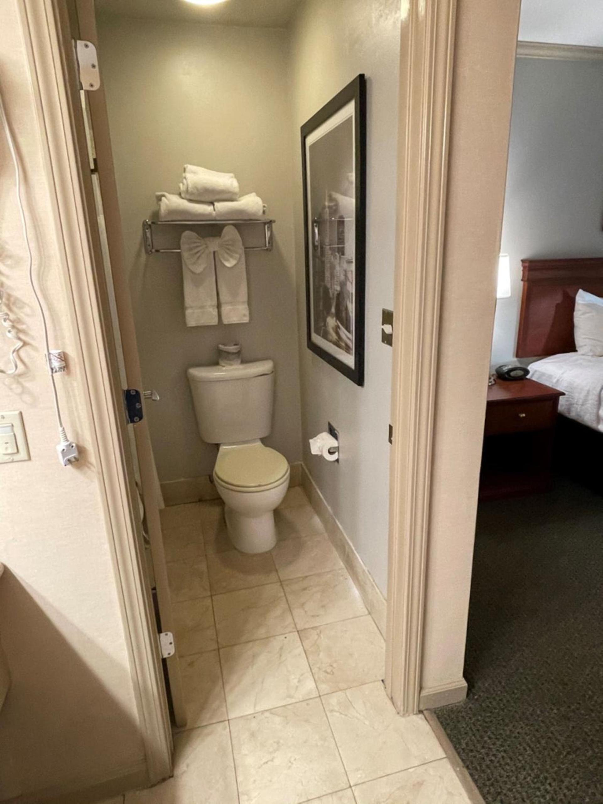 SureStay Plus Hotel by Best Western Mountain View photo 36