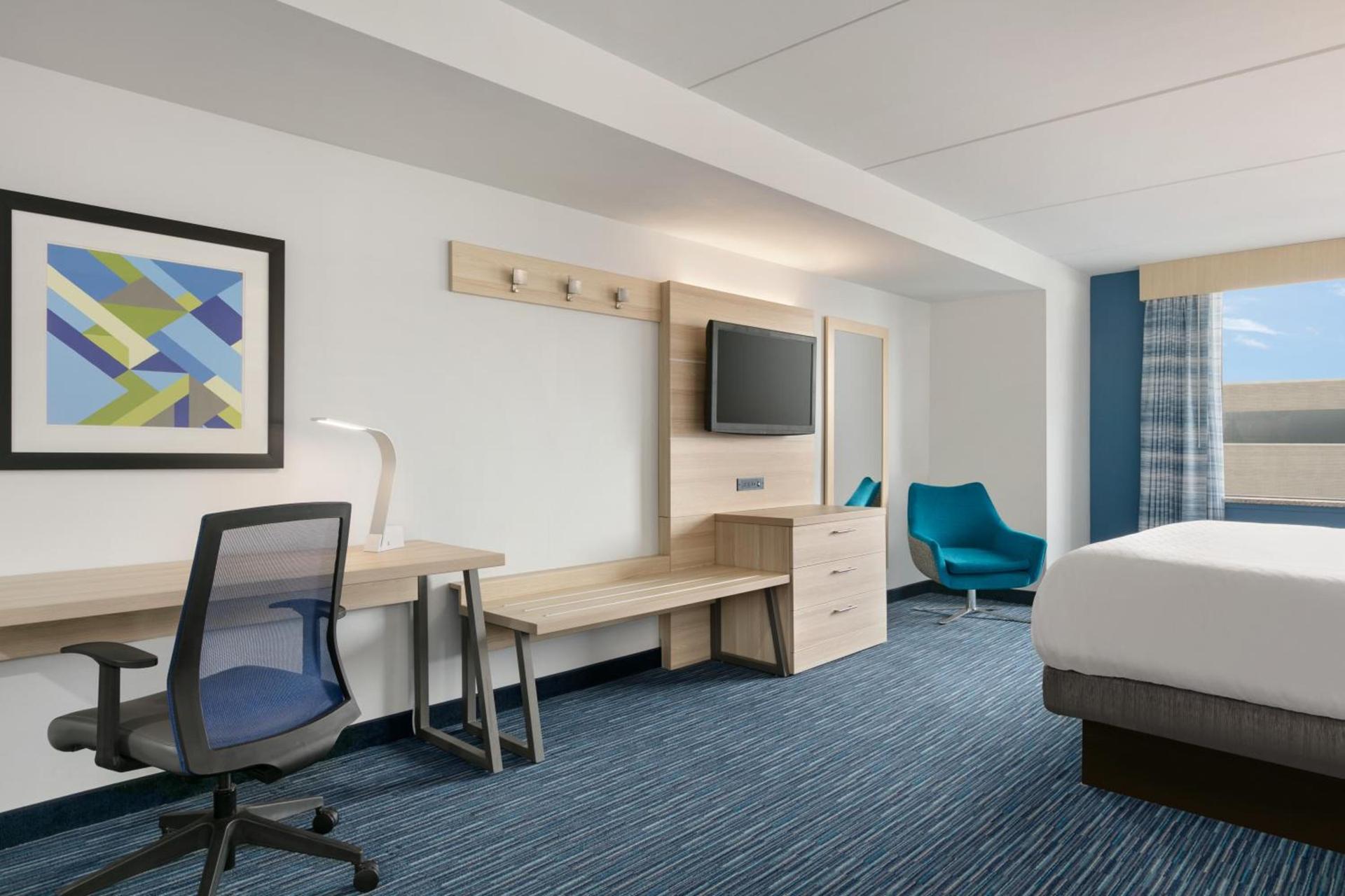 Holiday Inn Express Hotel & Suites Norfolk Airport by IHG photo 21
