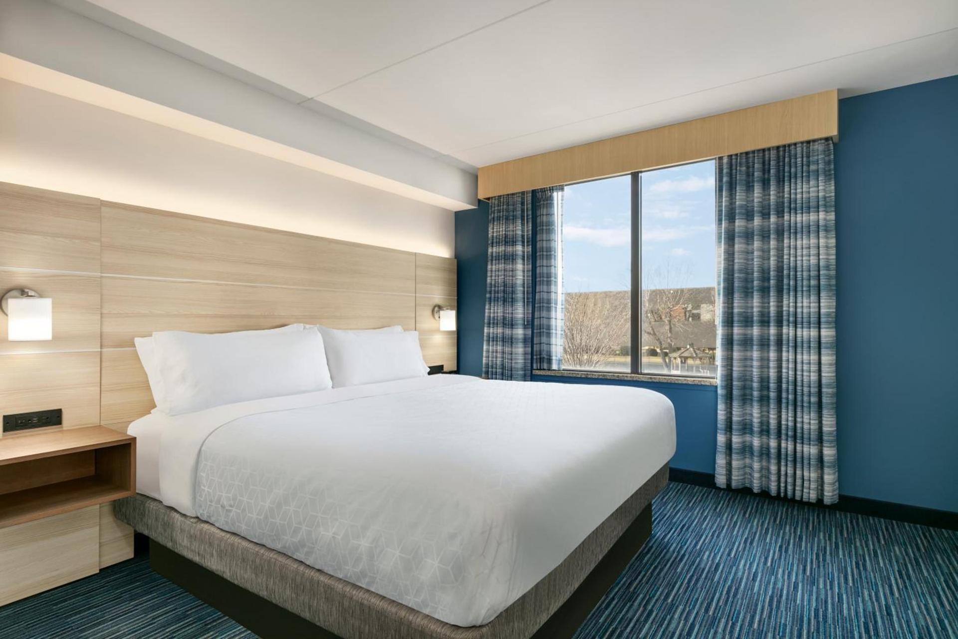 Holiday Inn Express Hotel & Suites Norfolk Airport by IHG photo 17