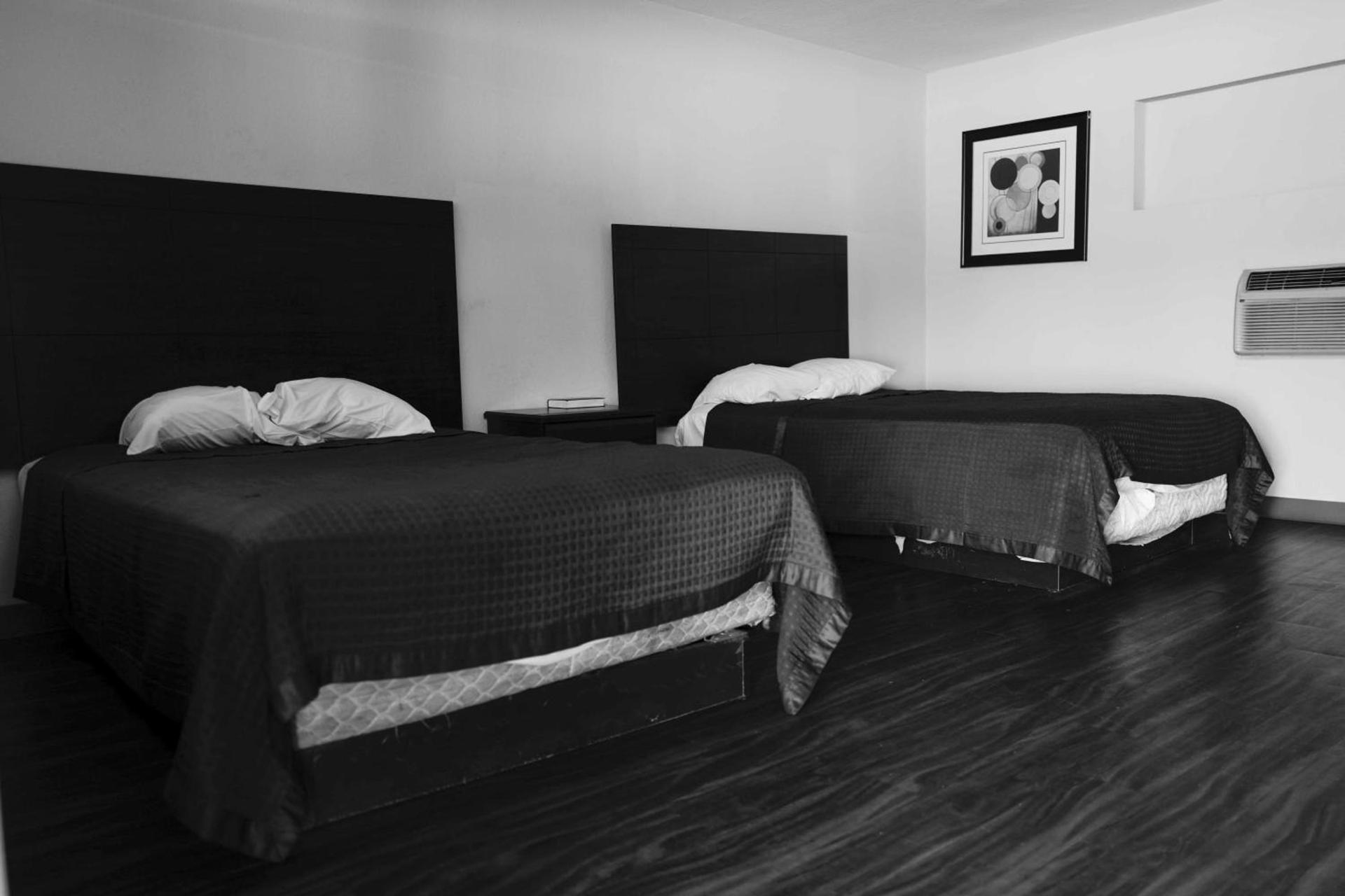 Richmond Motel photo 20