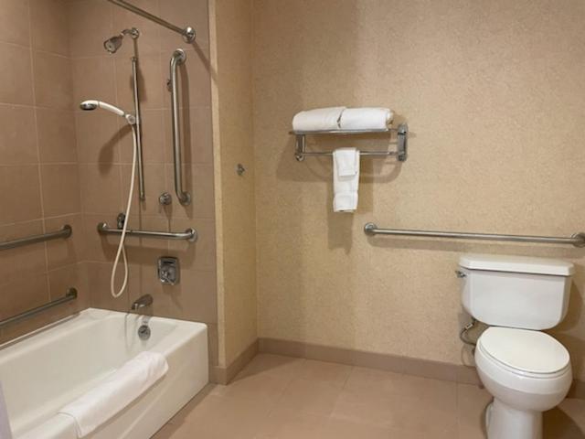 Wellsworth Hotel photo 20
