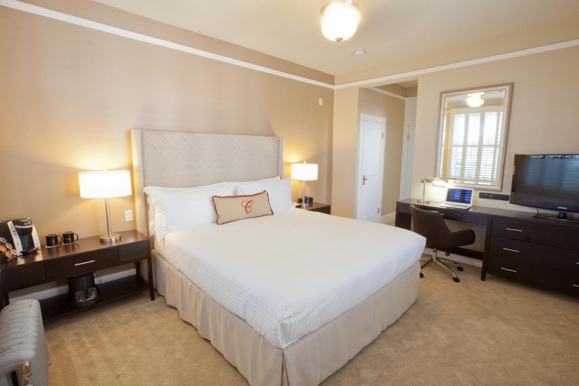 Cardinal Hotel photo 27
