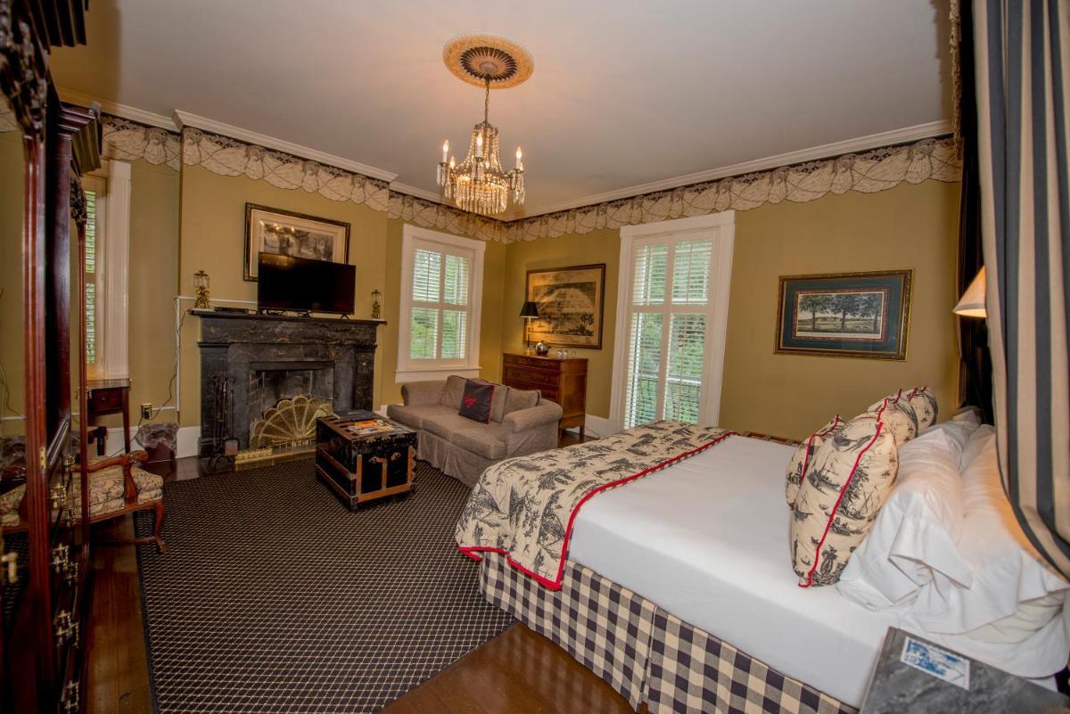 Ballastone Inn photo 82