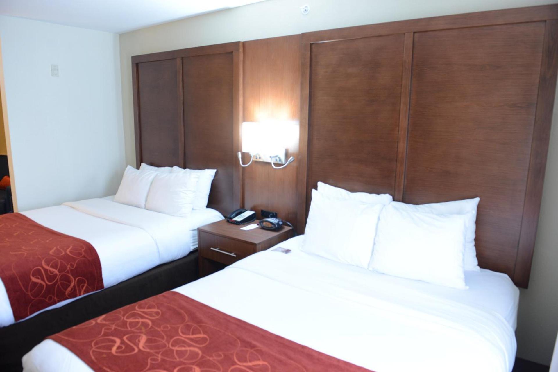 Comfort Suites Urbana Champaign, University Area photo 47