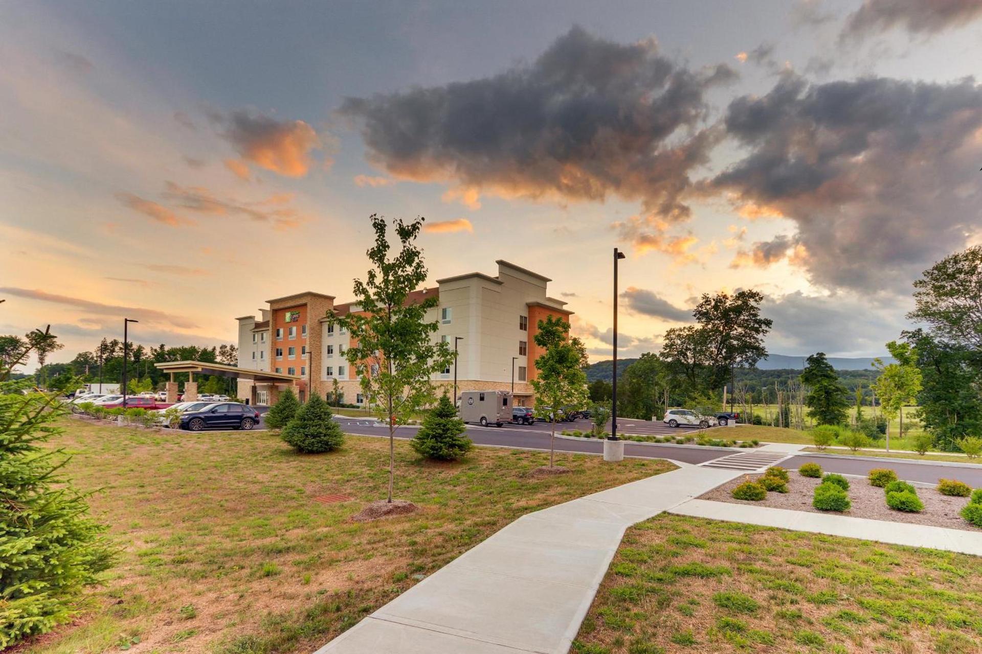 Holiday Inn Express & Suites - Saugerties - Hudson Valley by IHG photo 88