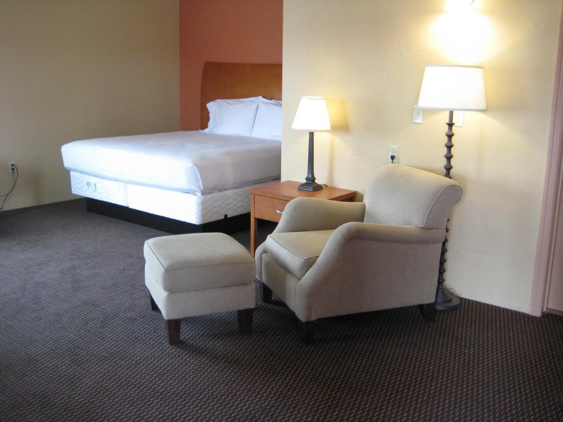 Americas Best Value Inn - Porterville photo 14