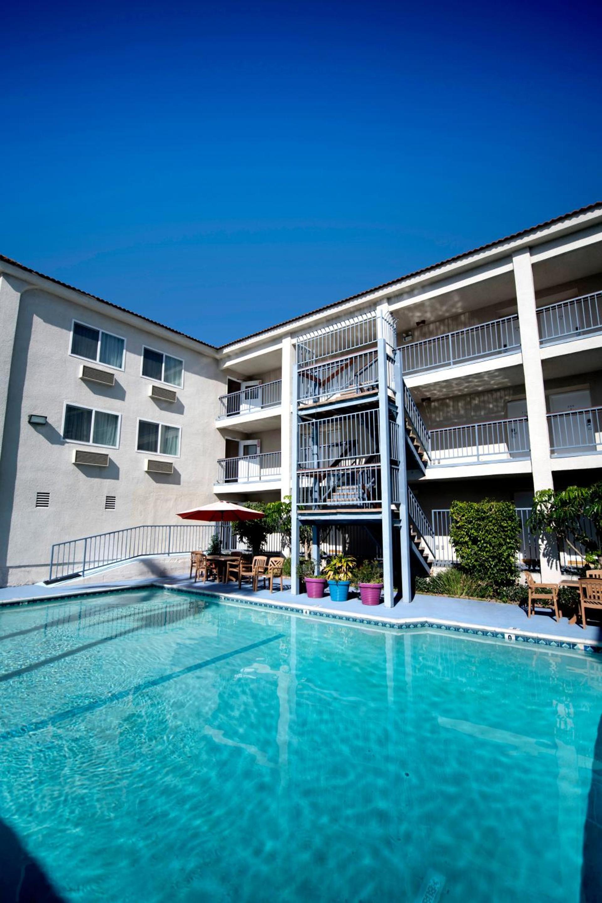 Brookhurst Plaza Inn photo 7