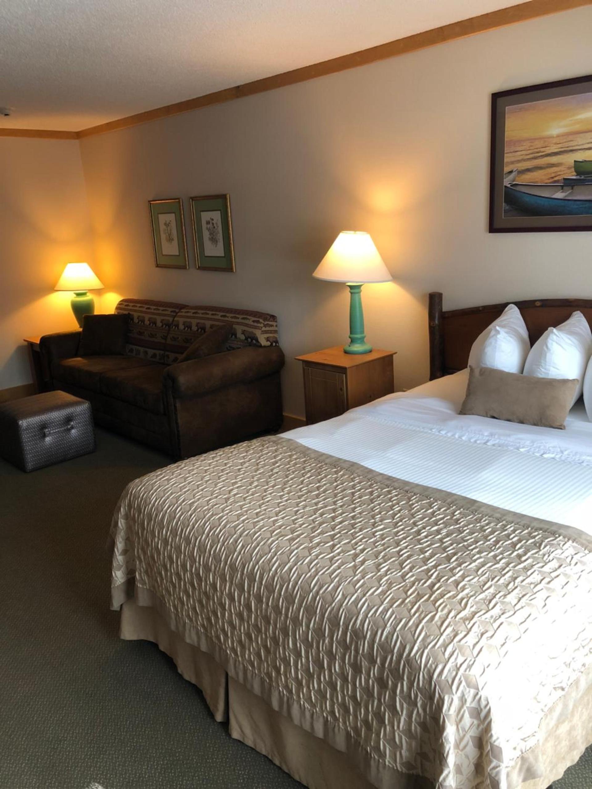 Flat Creek Lodge photo 3