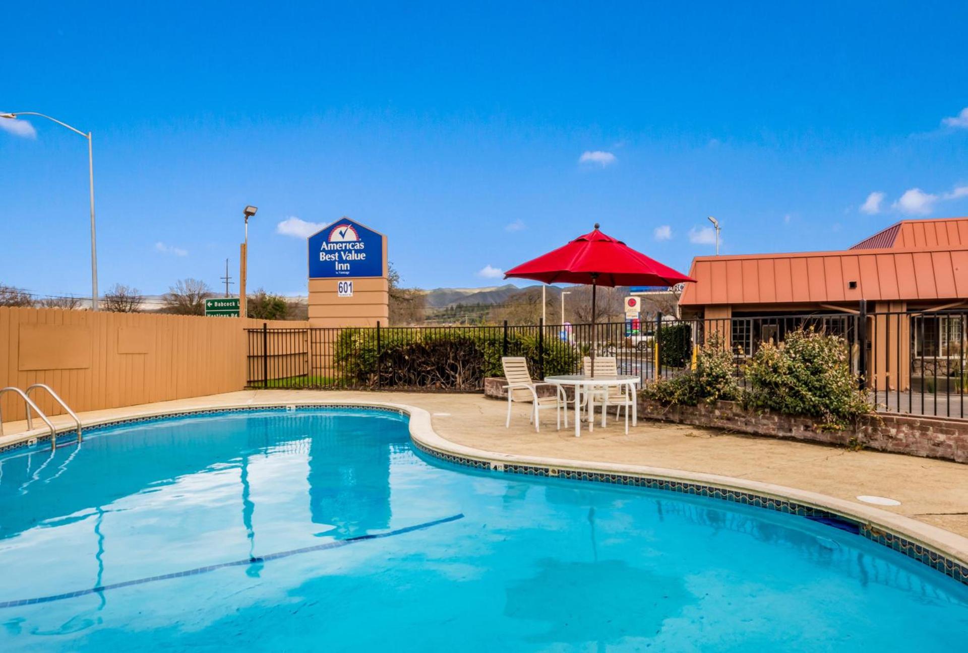Americas Best Value Inn - Ukiah photo 6