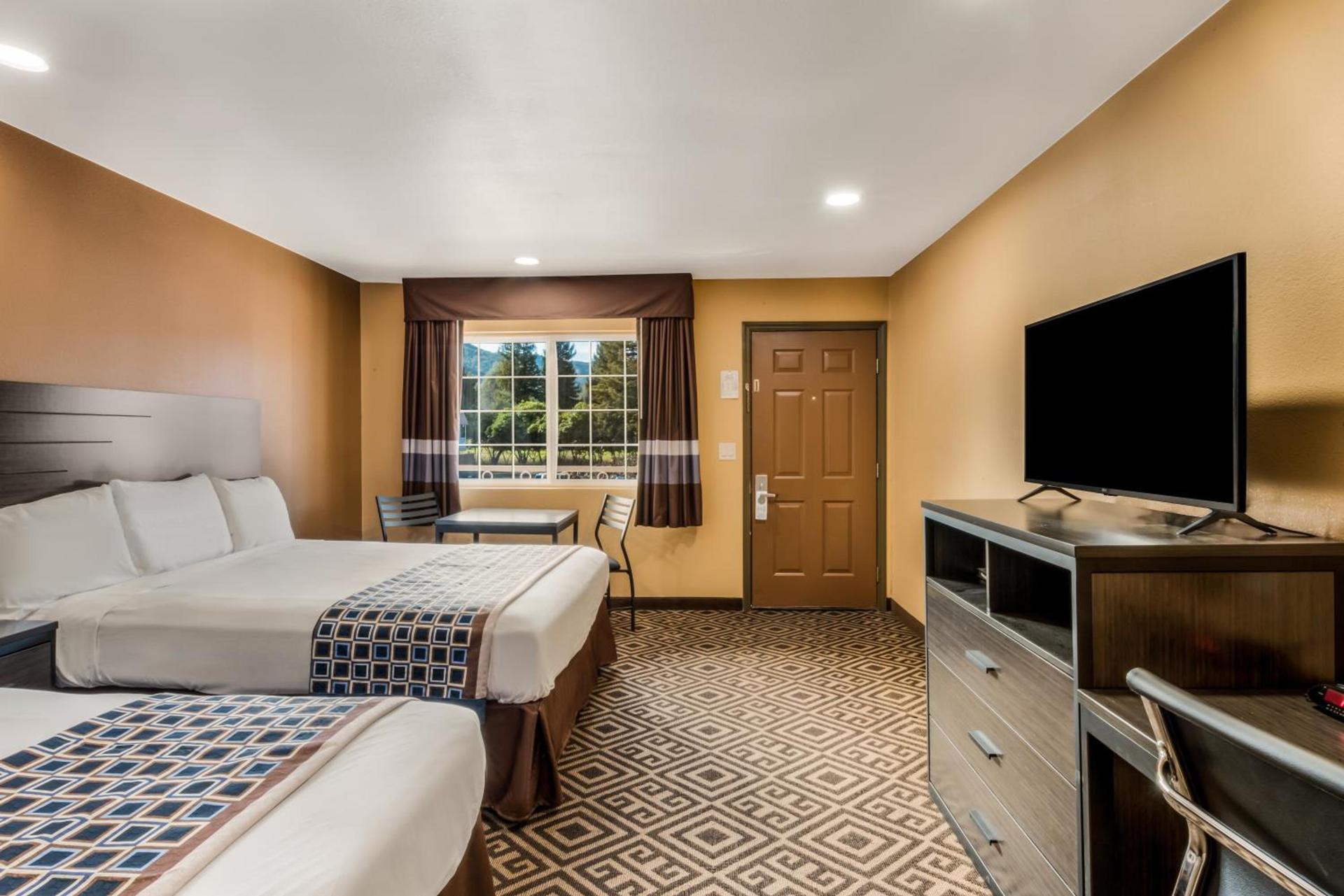 Americas Best Value Inn - Ukiah photo 11
