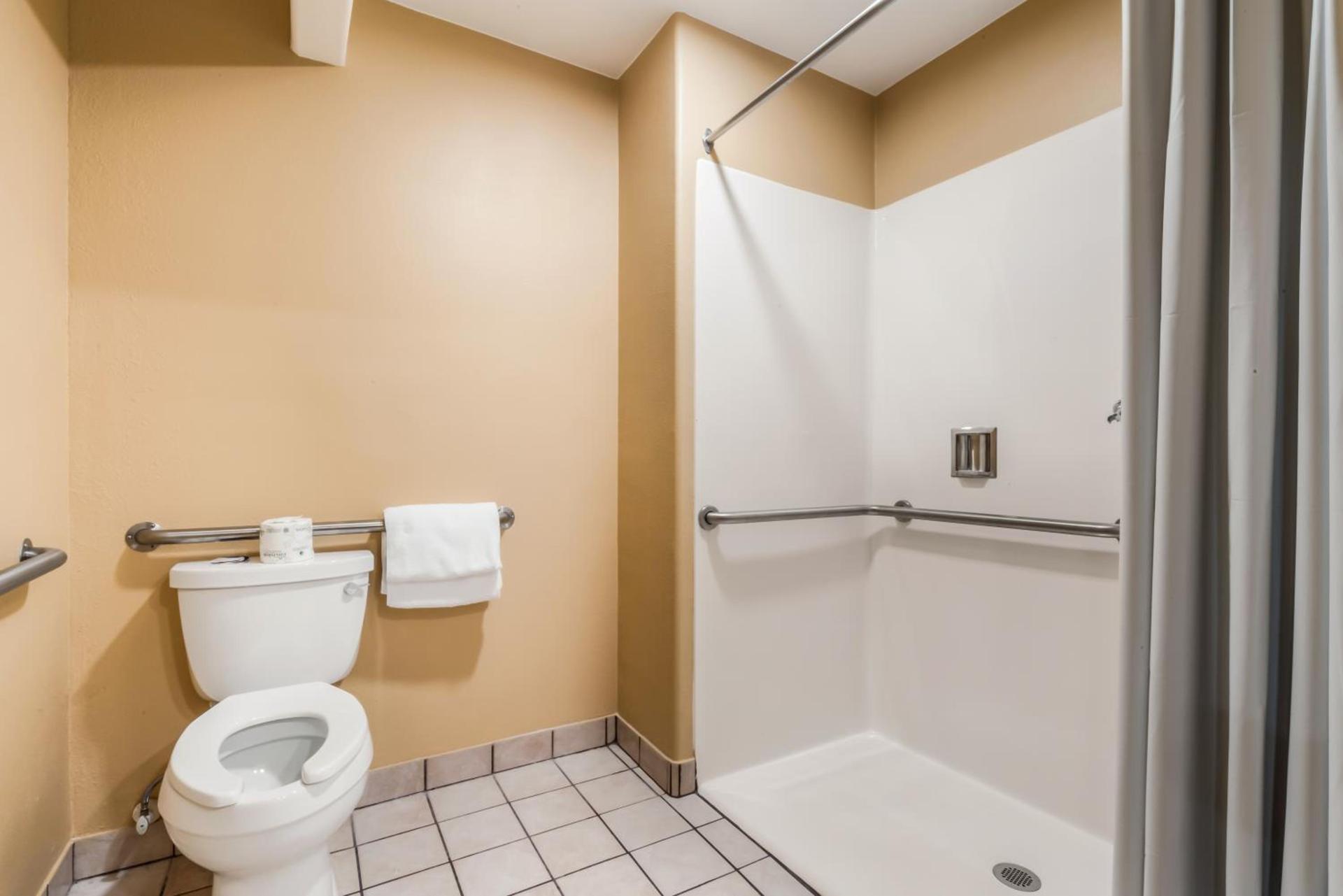 Americas Best Value Inn - Ukiah photo 19