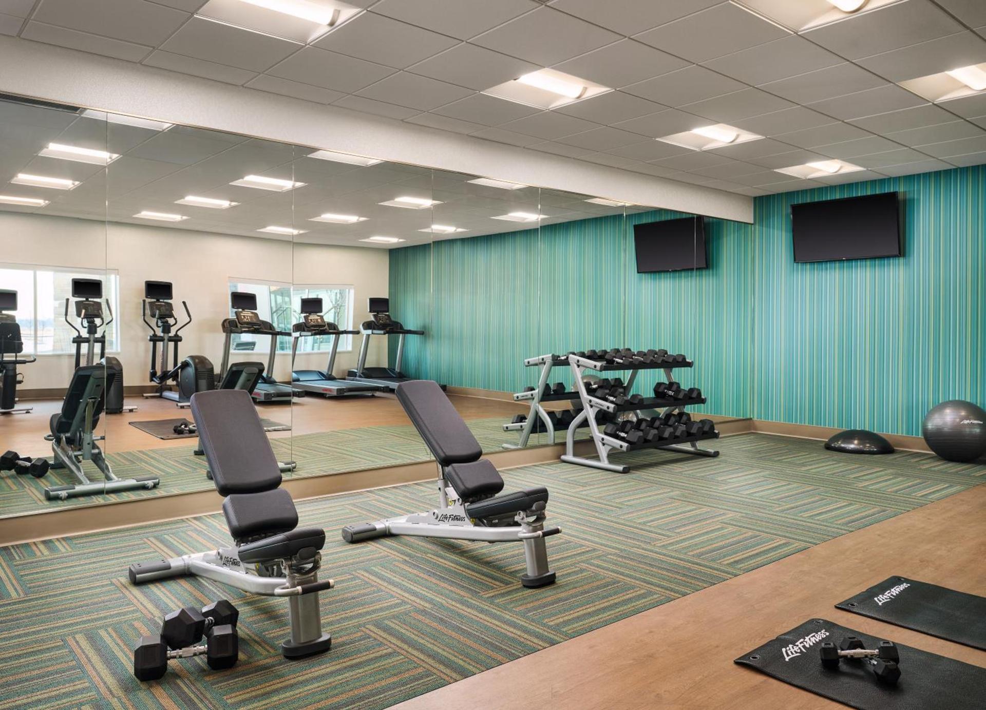 Holiday Inn Express & Suites - Lockport by IHG photo 14