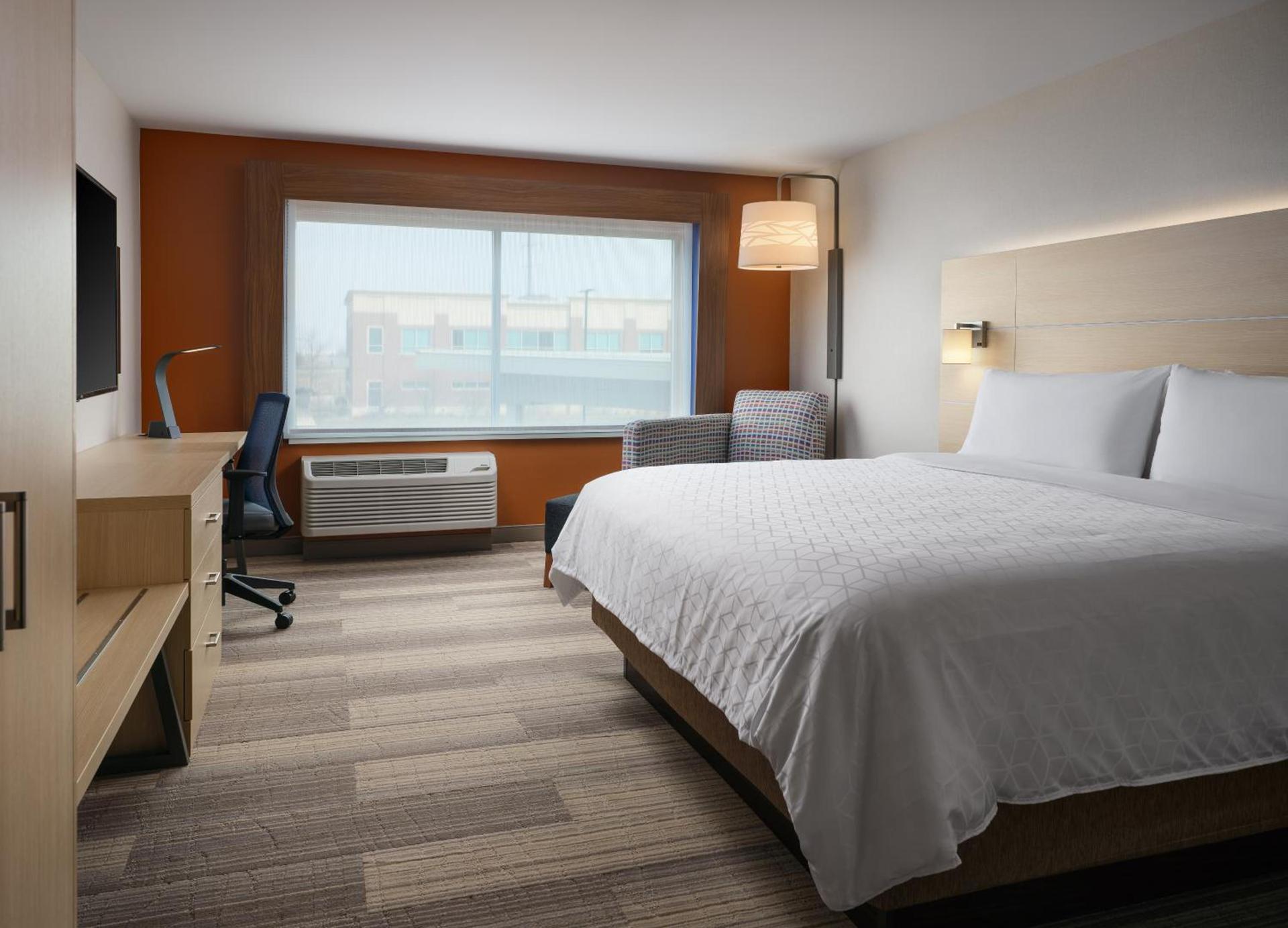 Holiday Inn Express & Suites - Lockport by IHG photo 25