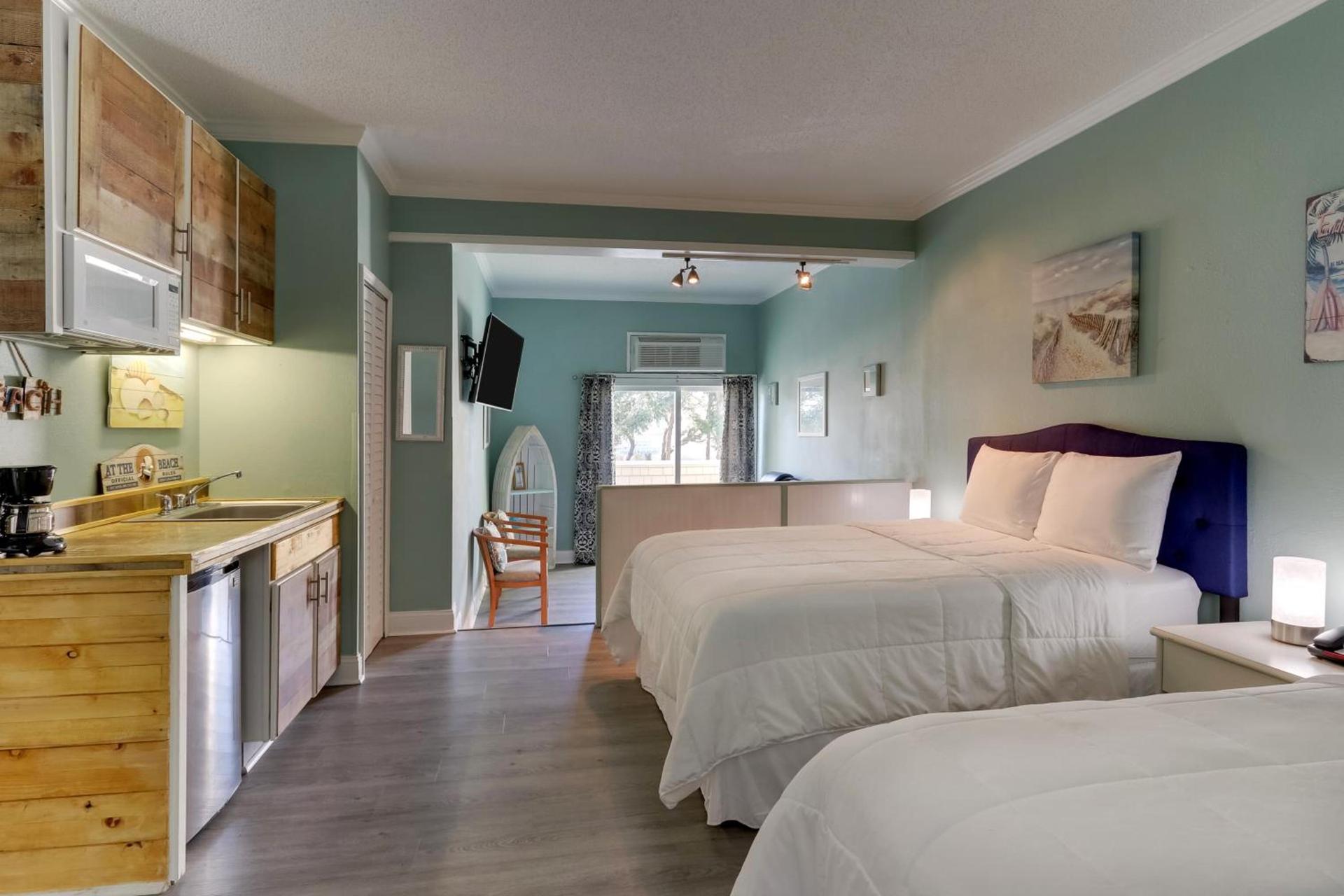 Palm Suites Trademark Collection by Wyndham photo 13