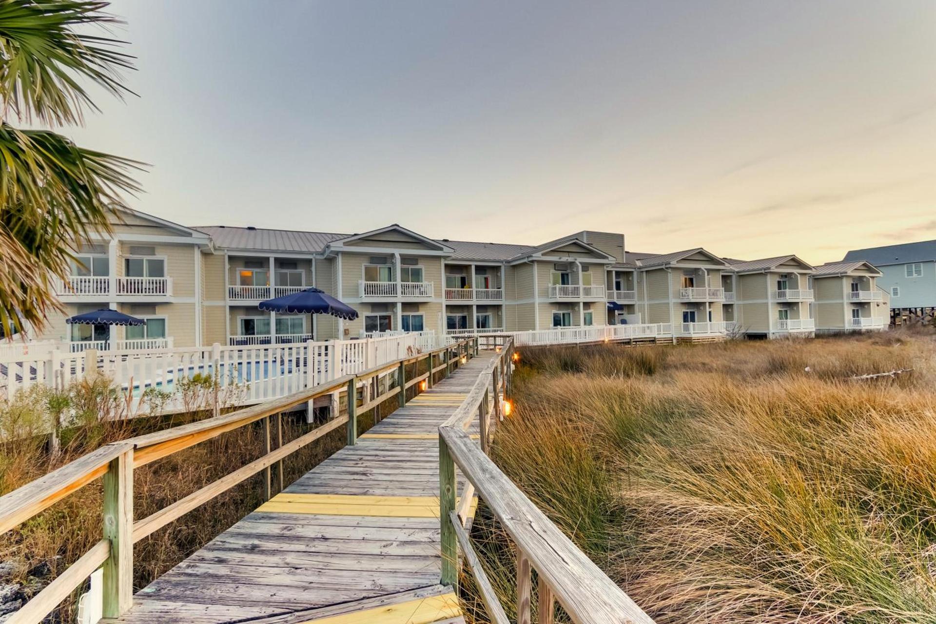 Palm Suites — hotel in Atlantic Beach