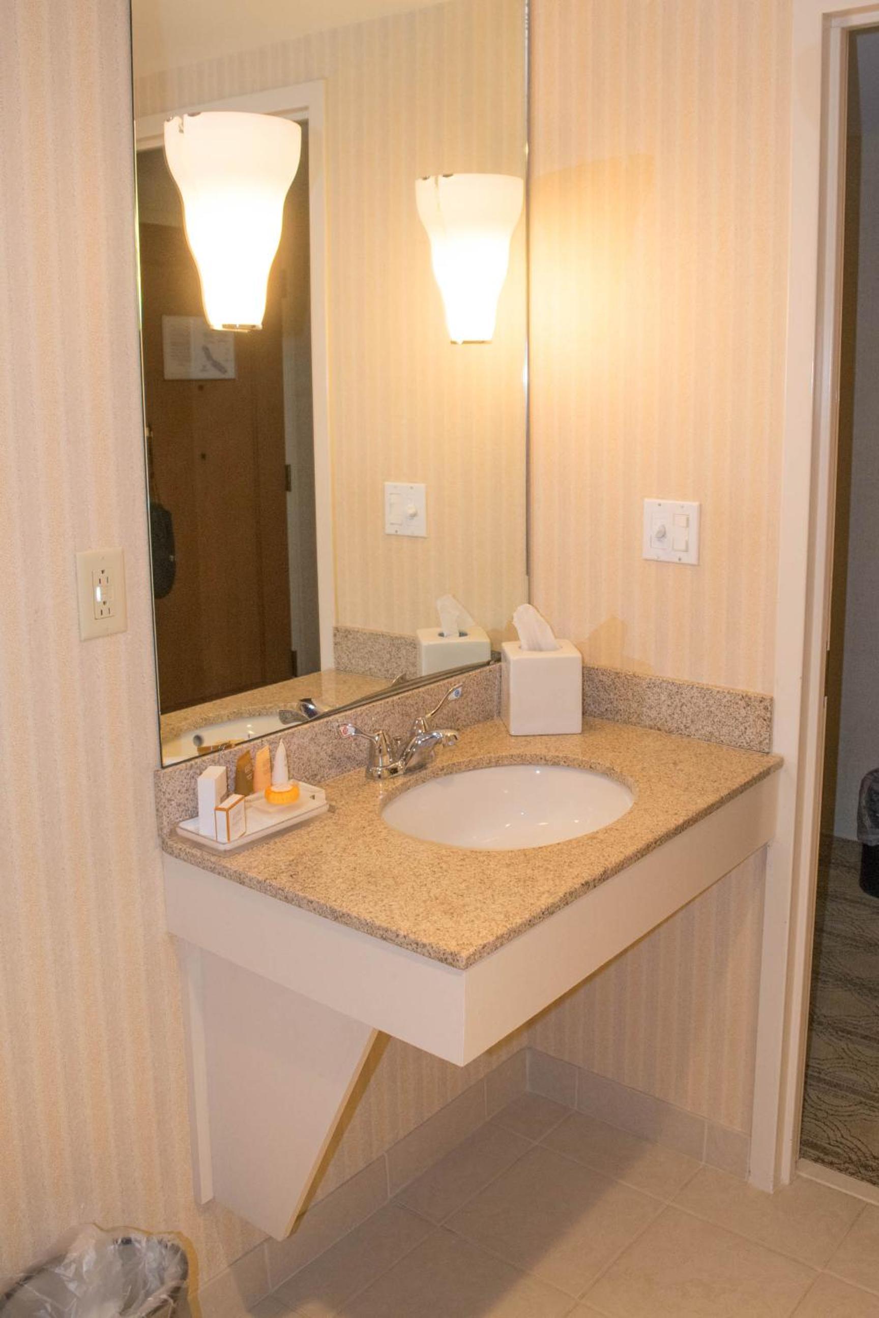The Inn at Virginia Tech - On Campus photo 53