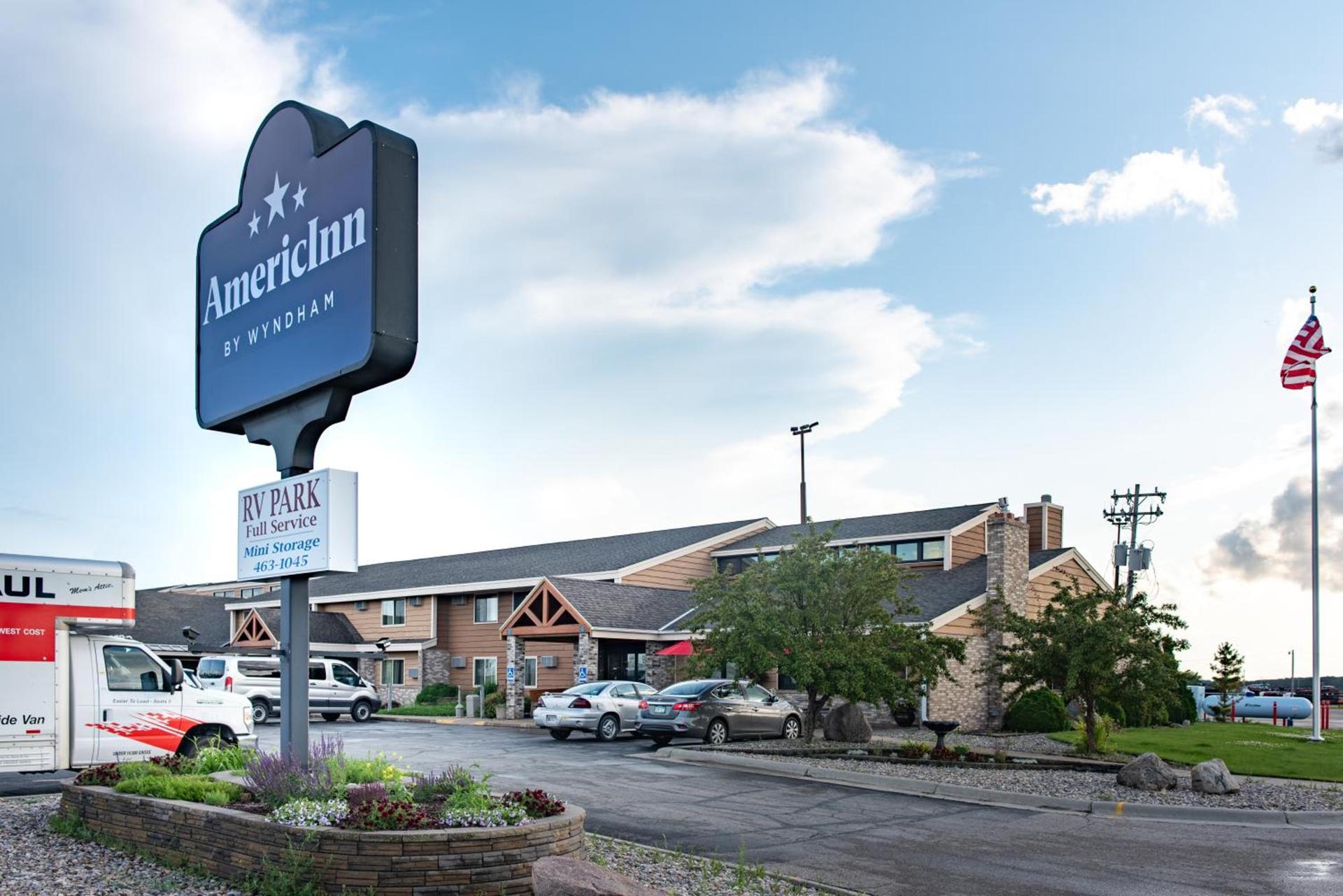 AmericInn by Wyndham Roseau photo 70