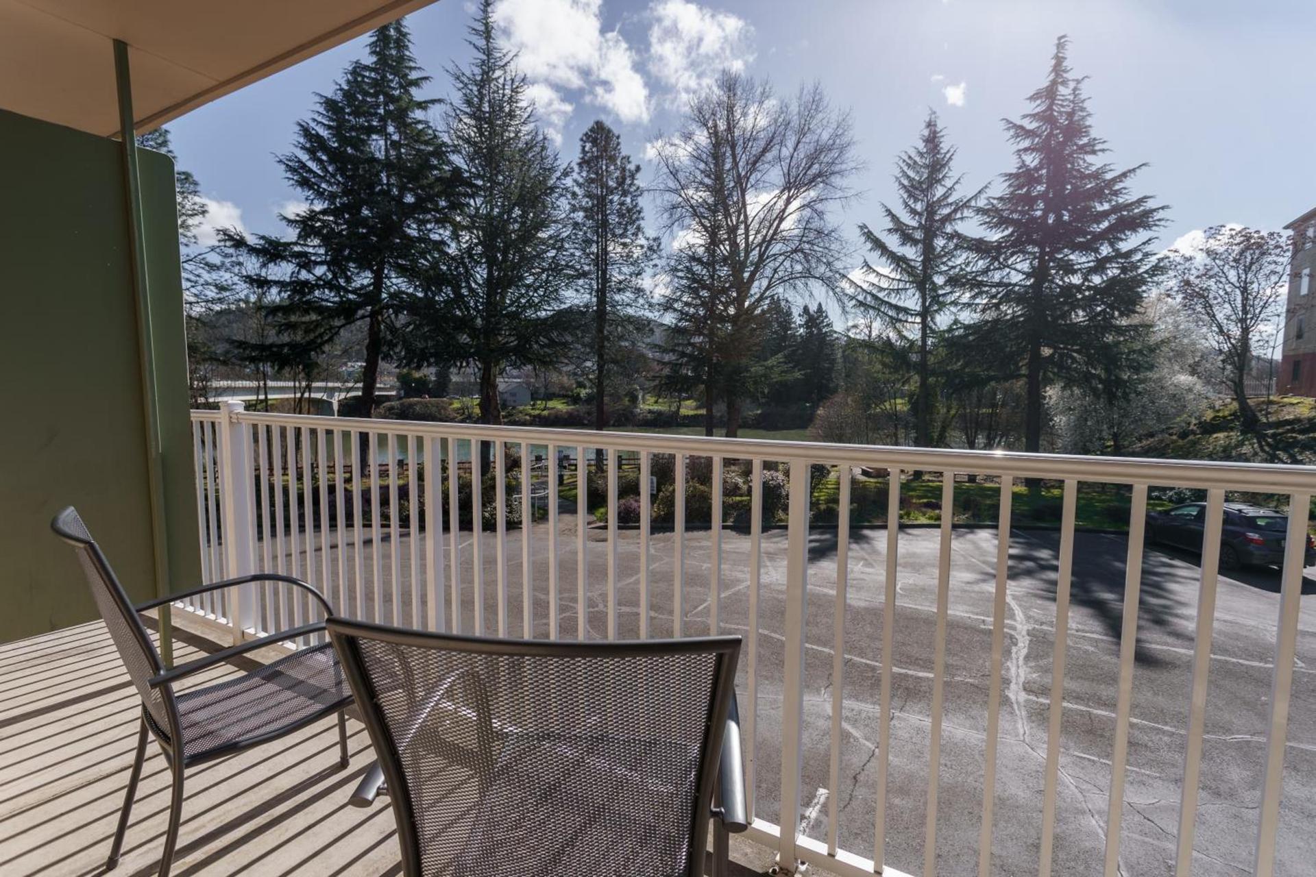 Riverfront Inn Roseburg photo 9