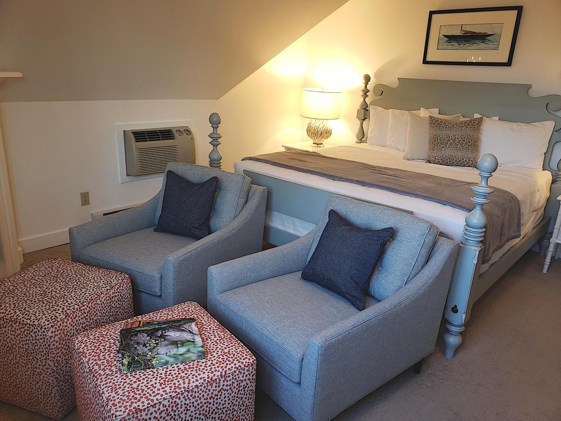 Sand Bar Cottage Inn photo 36