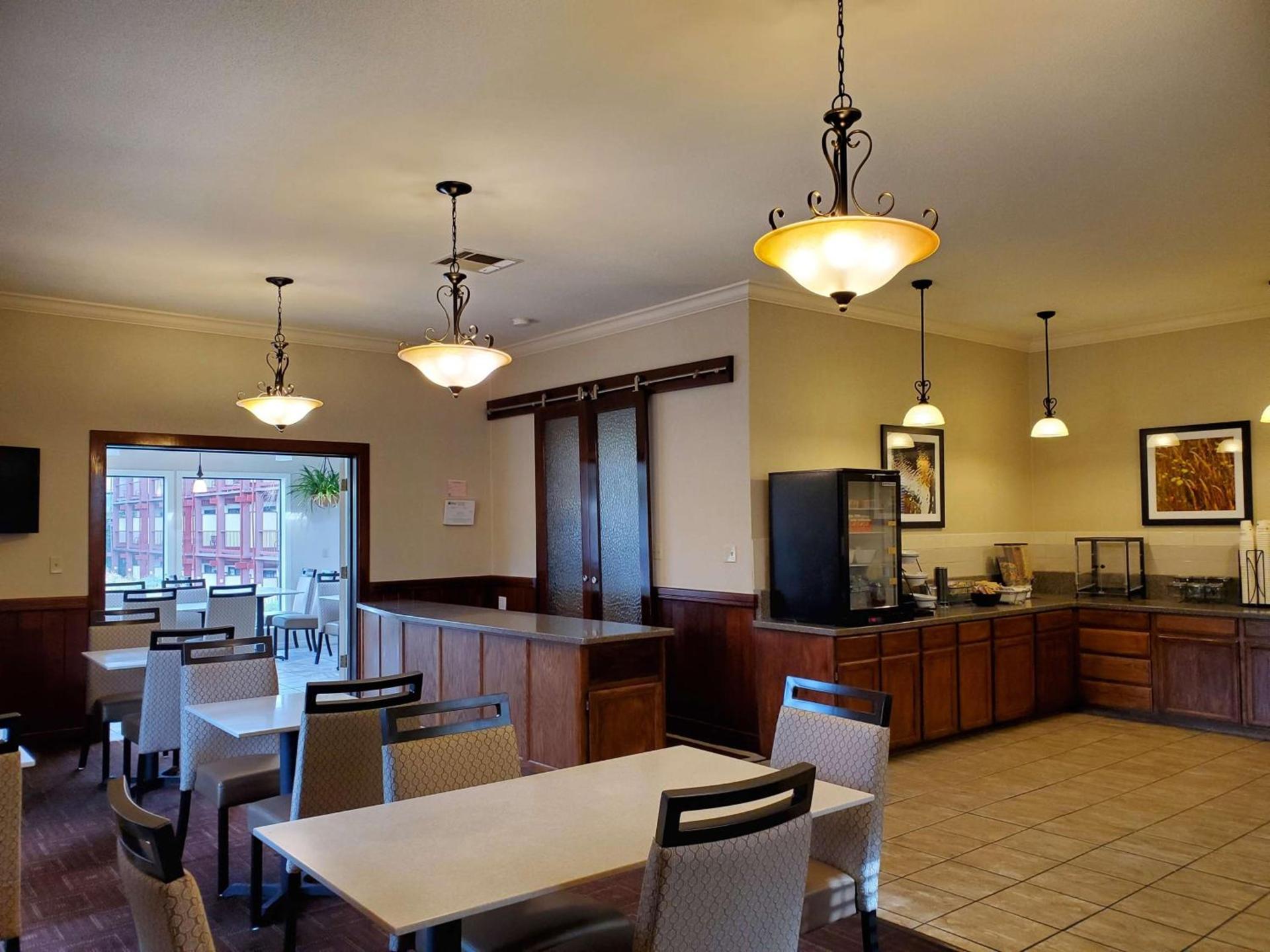 Best Western Plus Humboldt House Inn photo 14