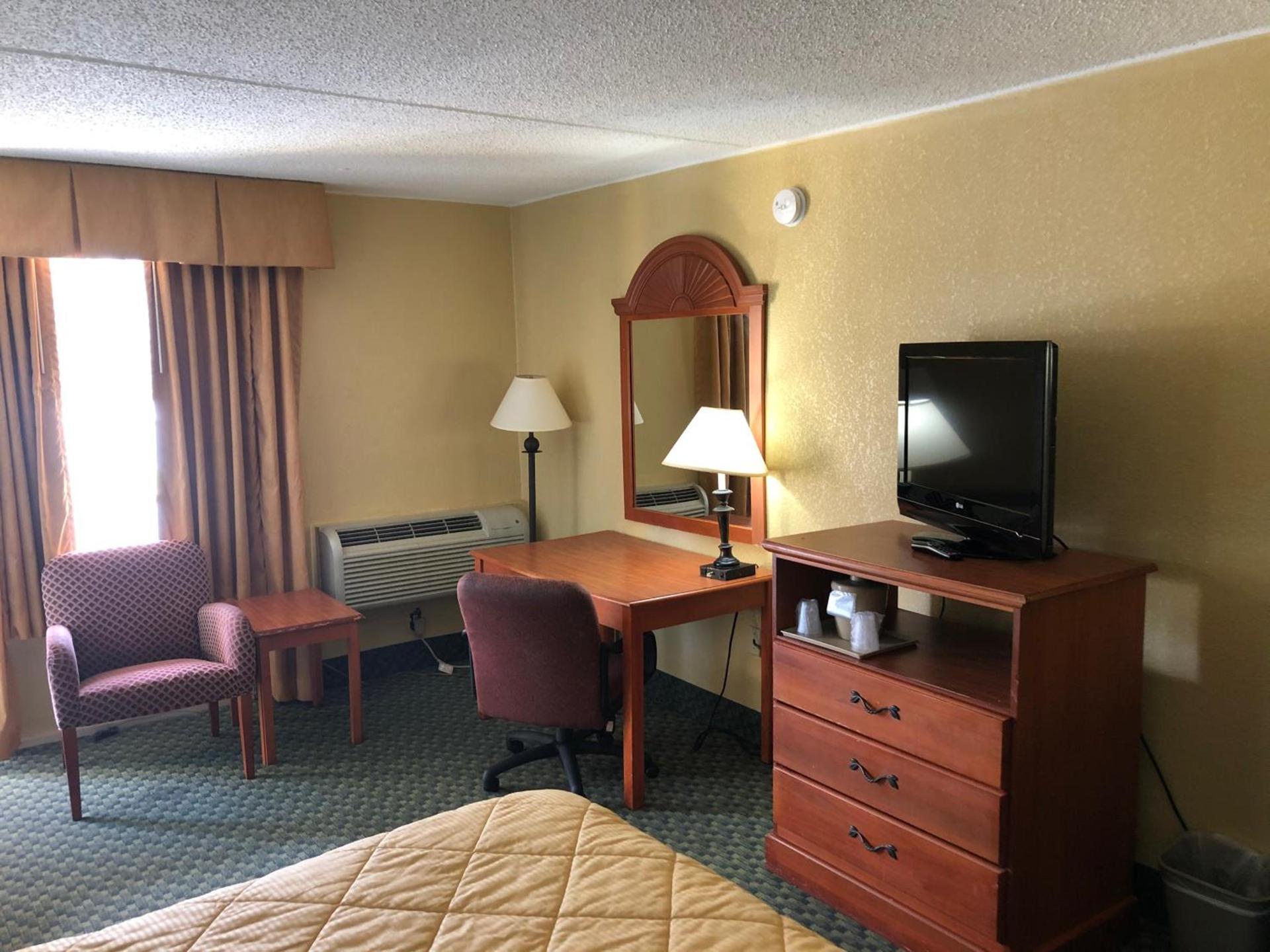 Rodeway Inn Joint Base Andrews Area photo 25