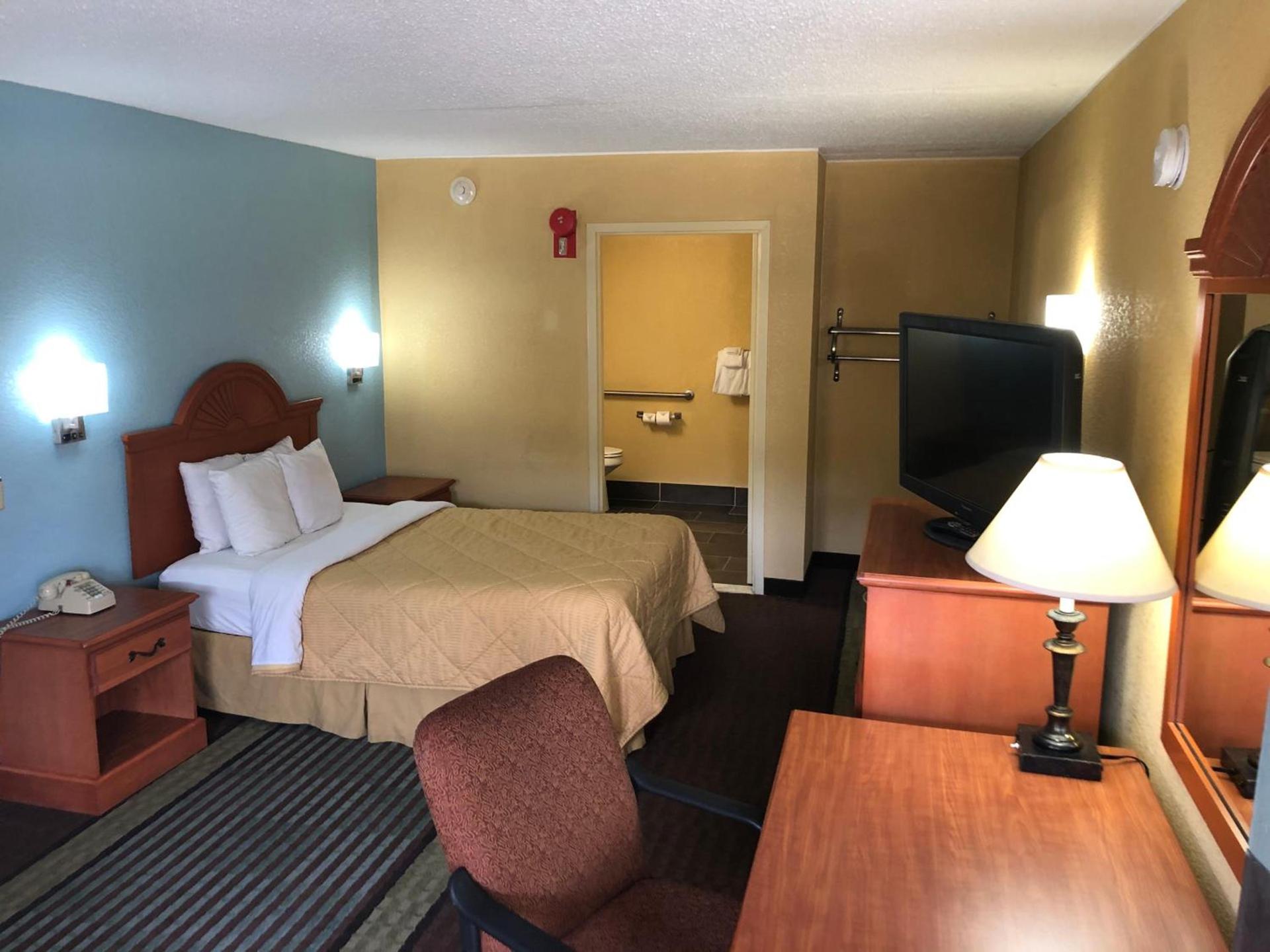 Rodeway Inn Joint Base Andrews Area photo 26