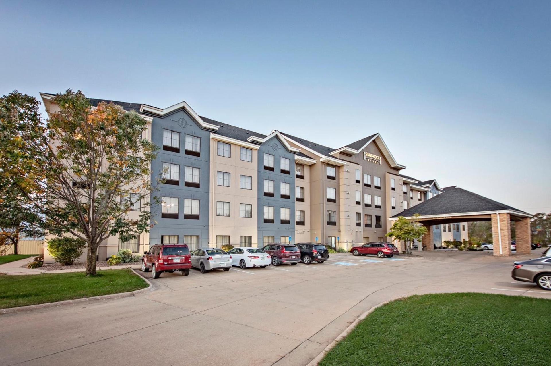 Staybridge Suites Cedar Rapids North by IHG photo 1