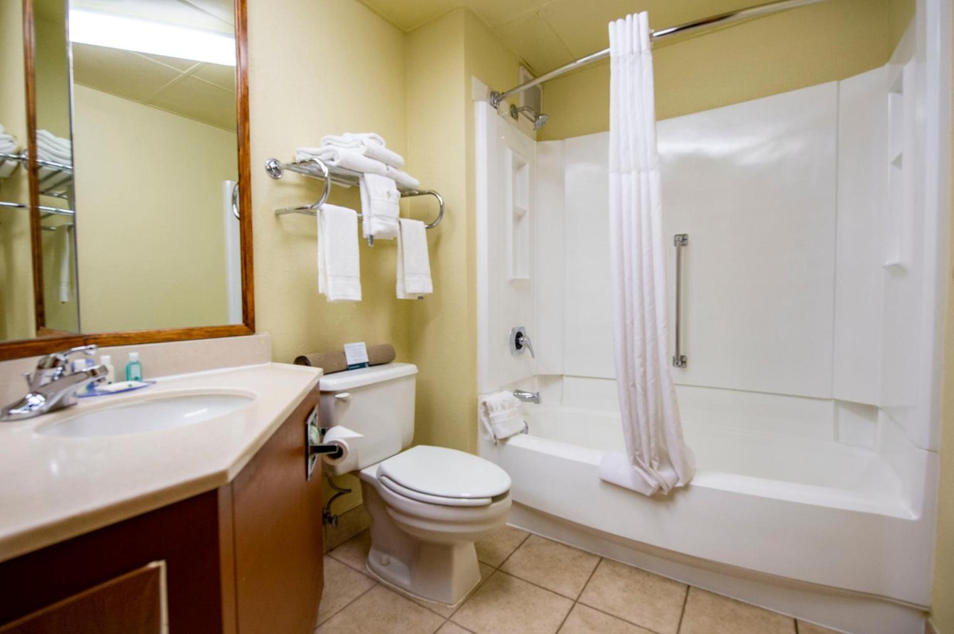 Quality Inn Colorado Springs South photo 29