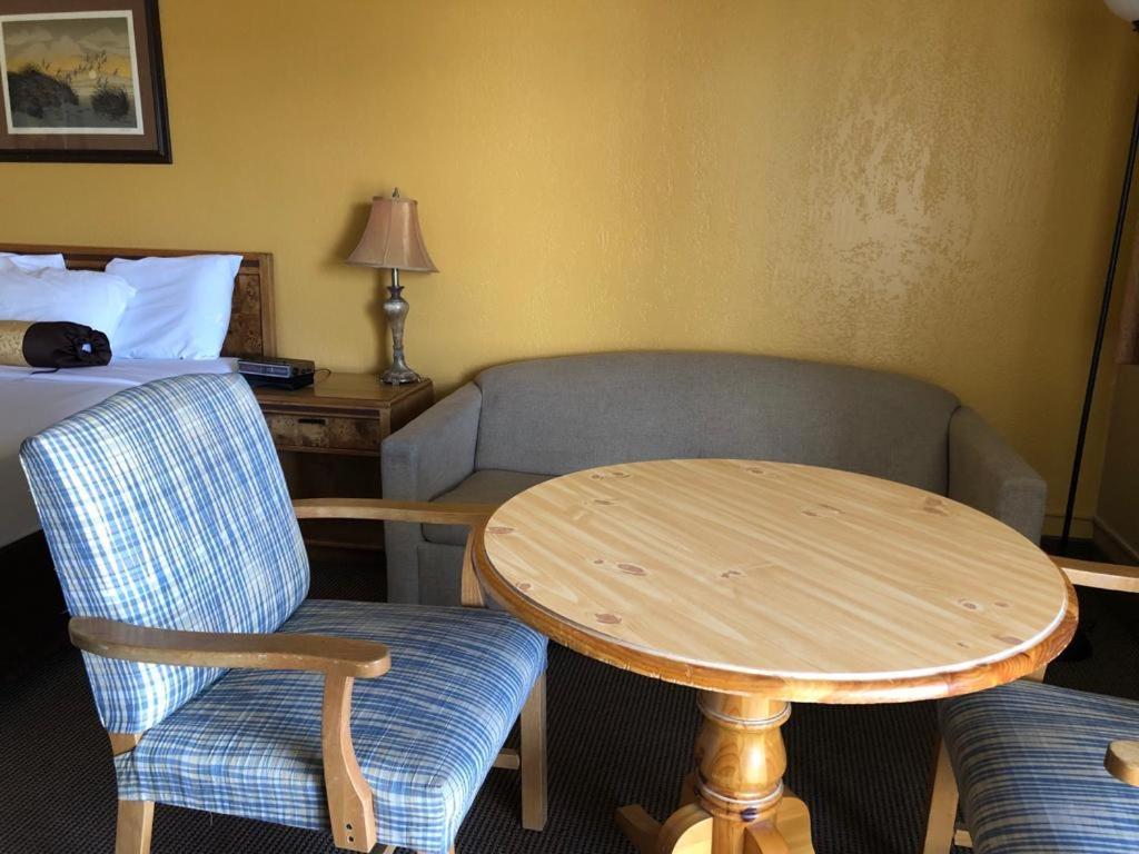 Knights Inn - Baker City photo 38