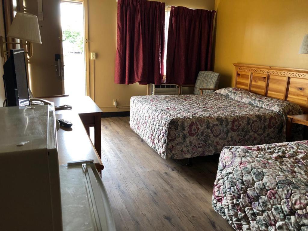 Knights Inn - Baker City photo 46