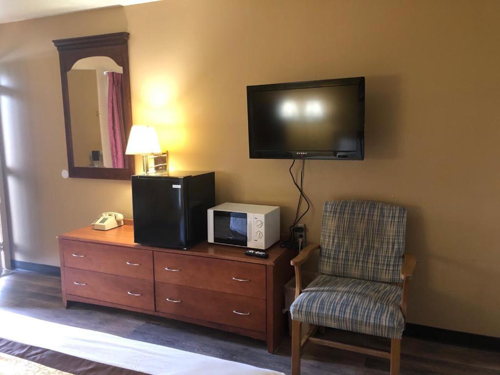 Knights Inn - Baker City photo 63