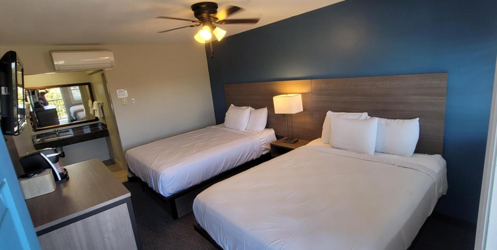 Beachwalker Inn & Suites photo 25