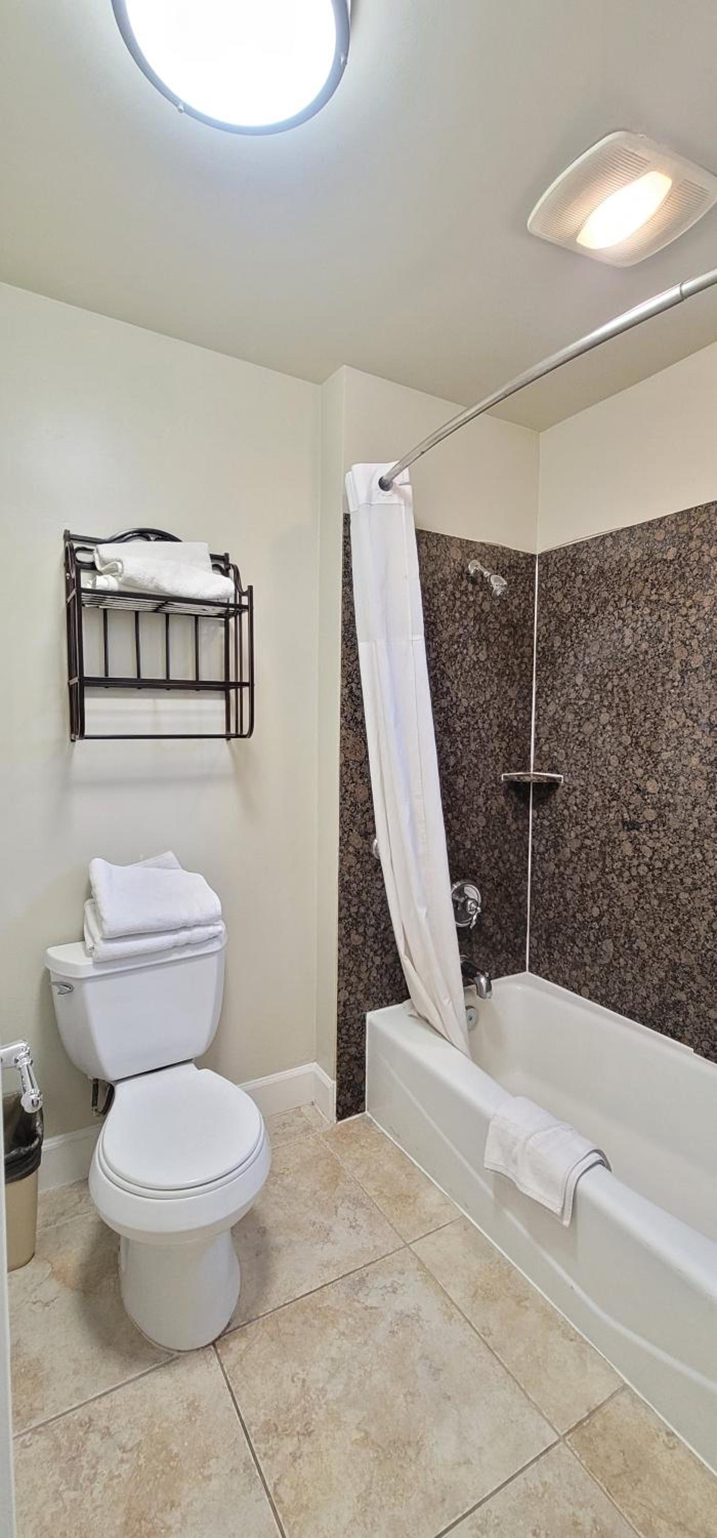 Beachwalker Inn & Suites photo 45