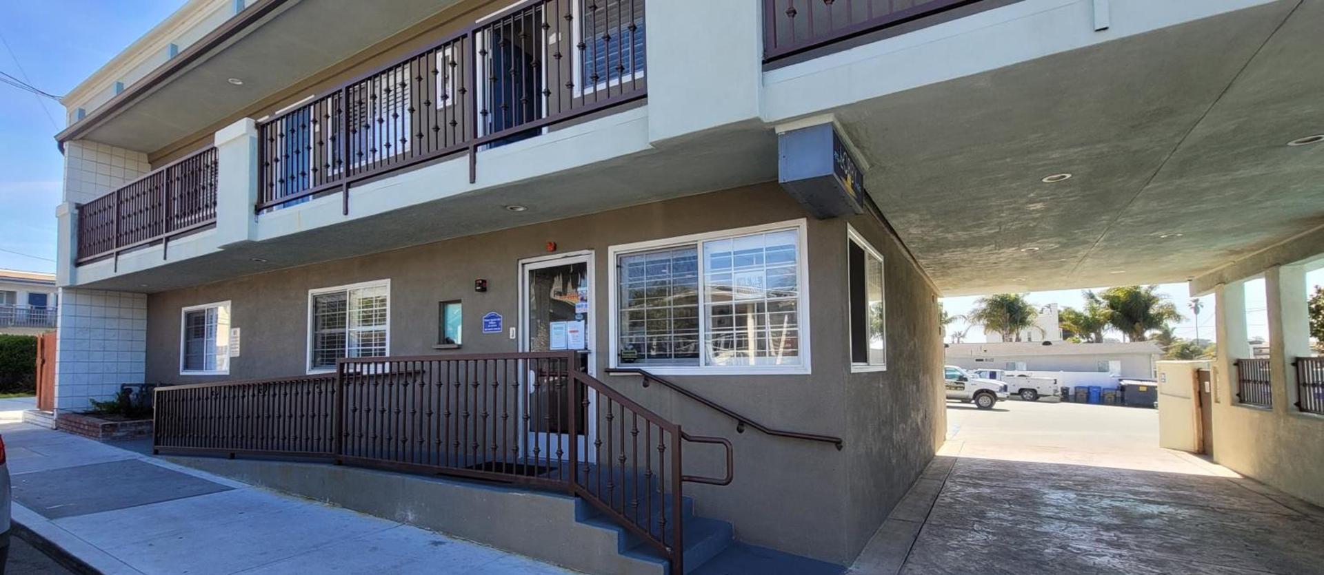 Beachwalker Inn & Suites photo 19