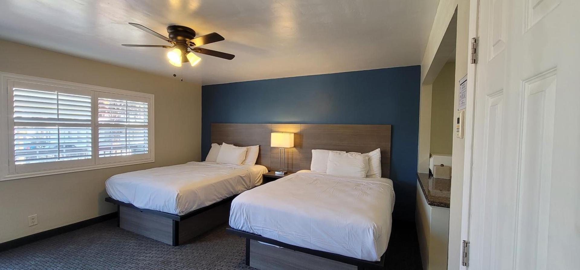 Beachwalker Inn & Suites photo 21