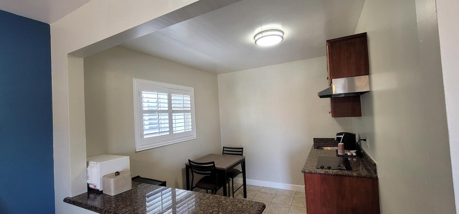 Beachwalker Inn & Suites photo 17