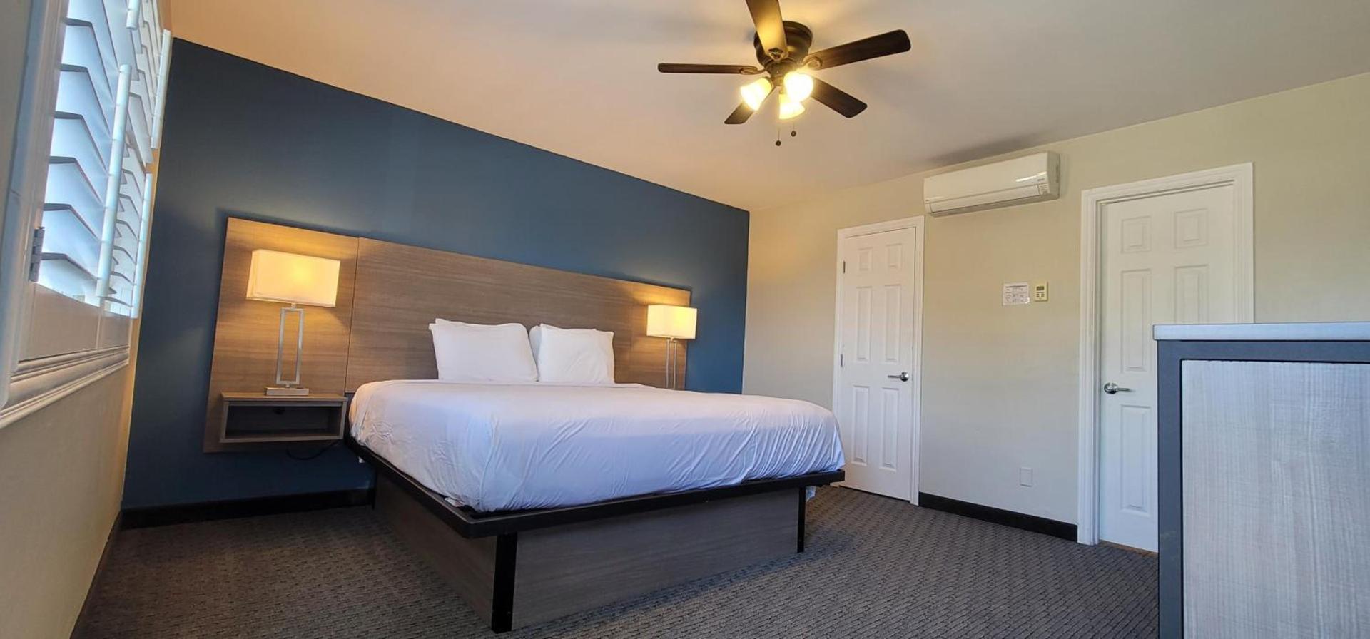 Beachwalker Inn & Suites photo 26