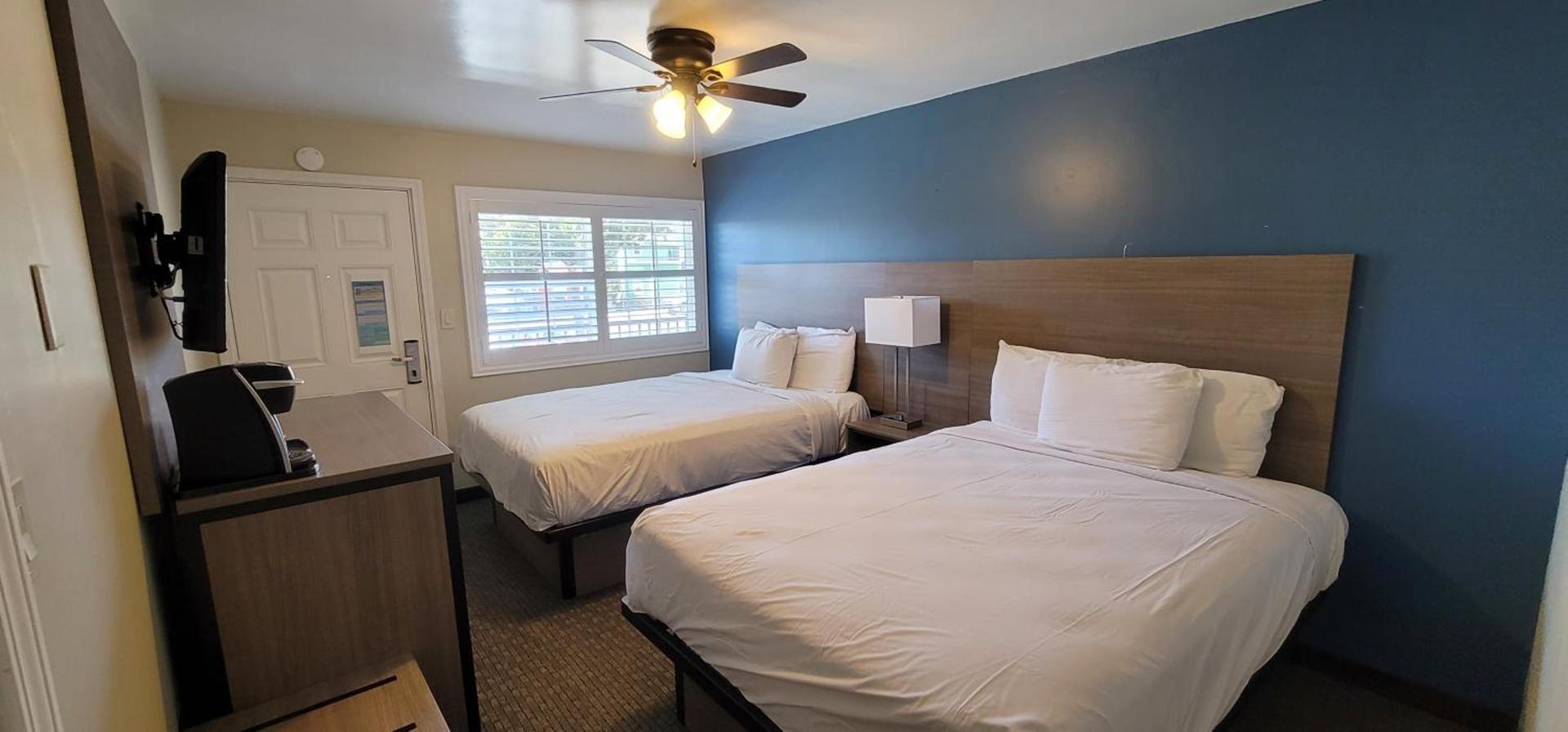 Beachwalker Inn & Suites photo 82